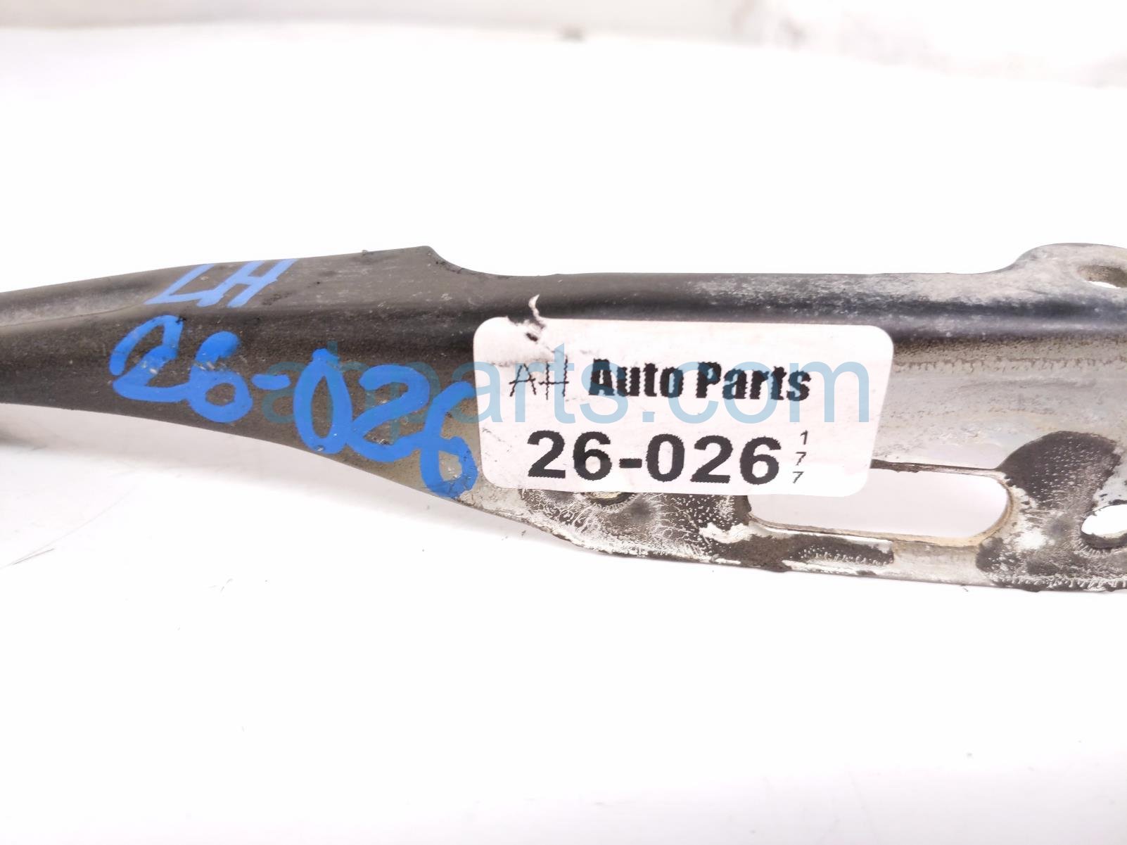 2017 Honda Civic Driver Hood Hinge Black 60170 TBA A00ZZ Replacement 2017 Honda Civic Driver Hood Hinge Black 60170 TBA A00ZZ Replacement thumbnail