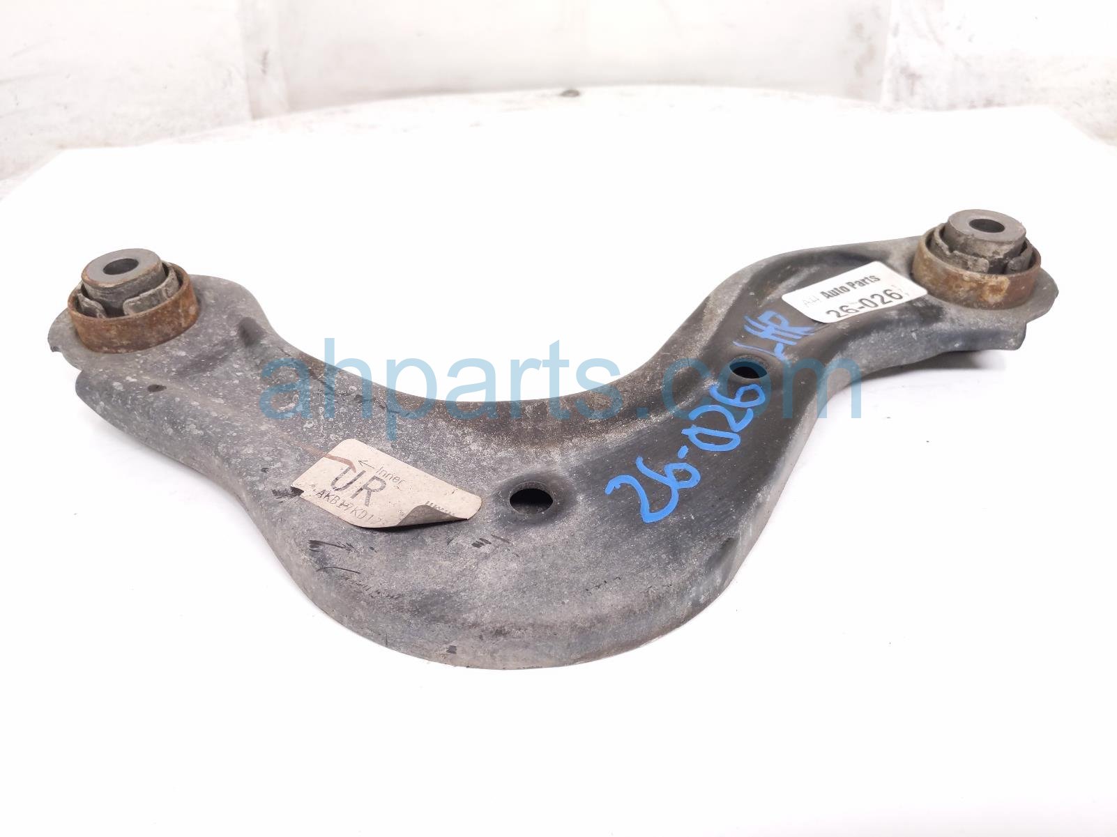 Honda RR/LH UPPER CONTROL ARM