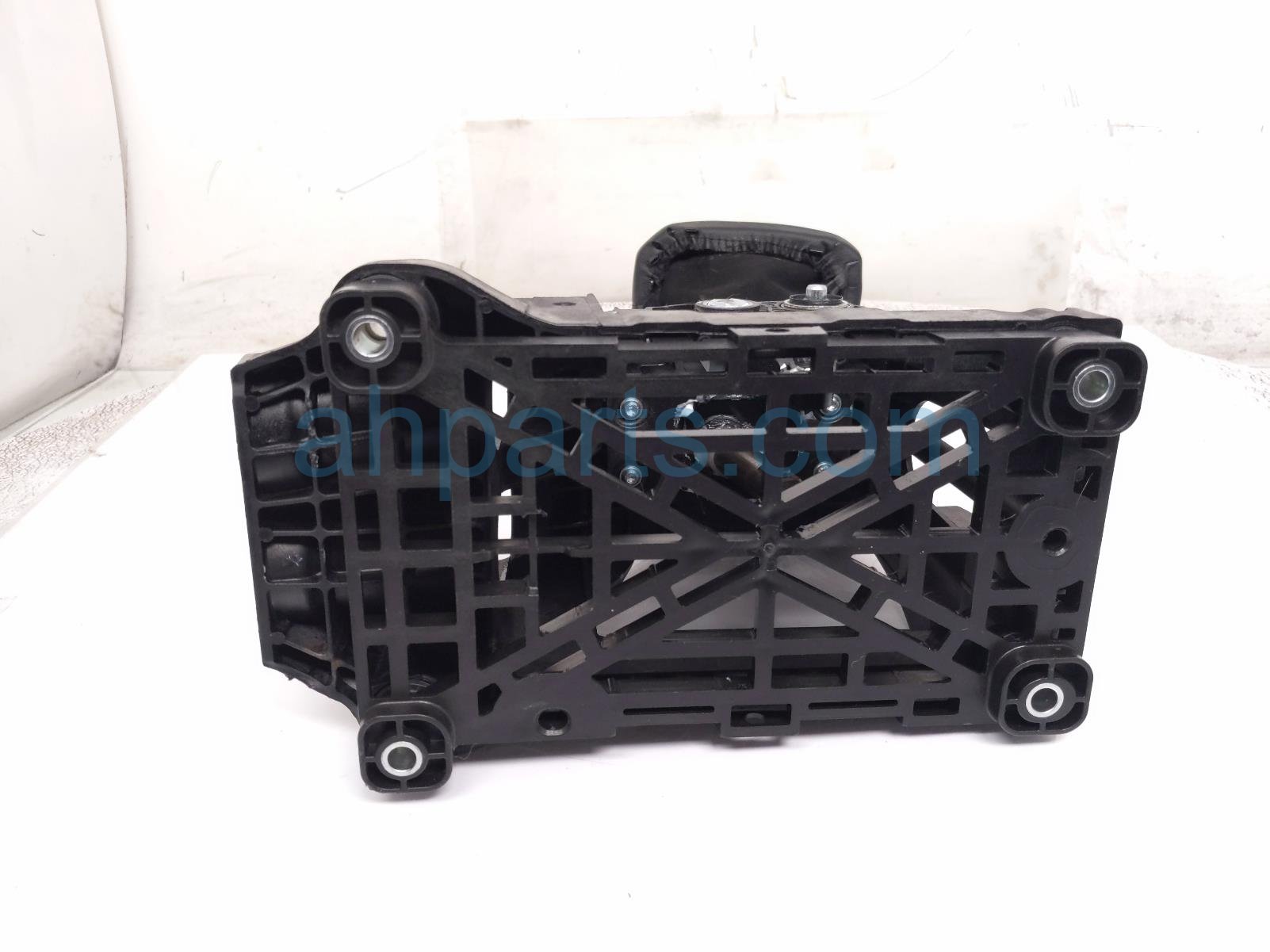 2018 Jeep Renegade M/t Floor Shifter Assy 68254839AA Replacement 2018 Jeep Renegade M/t Floor Shifter Assy 68254839AA Replacement thumbnail