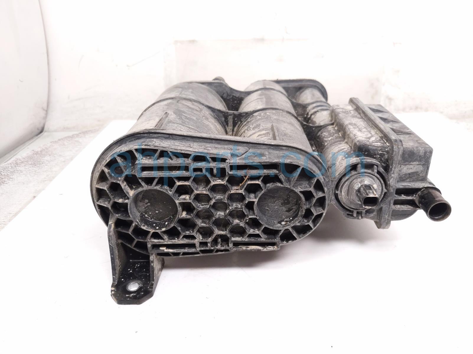 2017 Honda Civic Fuel Vapor Charcoal Canister 2.0l 17011 TBA L01 Replacement 2017 Honda Civic Fuel Vapor Charcoal Canister 2.0l 17011 TBA L01 Replacement thumbnail