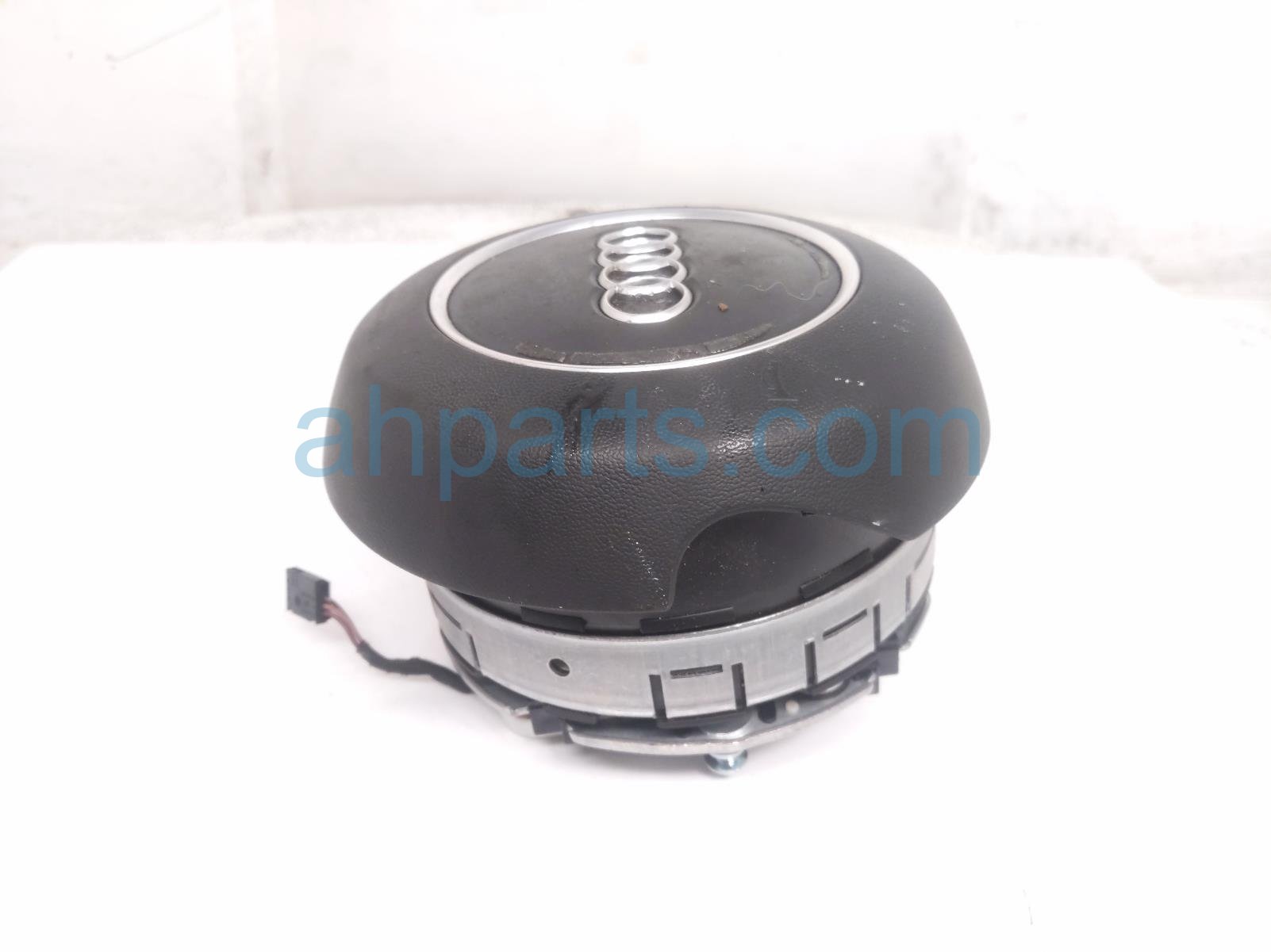 2014 Audi A6 Audi Driver Wheel Airbag Black 4G0 880 201 AB 6PS Replacement 2014 Audi A6 Audi Driver Wheel Airbag Black 4G0 880 201 AB 6PS Replacement thumbnail
