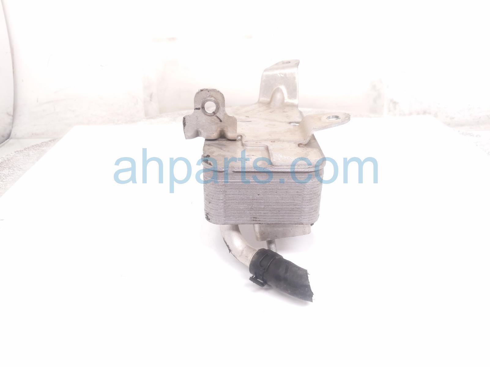 2024 Chevy Silverado 1500 Engine Oil Cooler 2.7l At 4x2 24288625 Replacement 2024 Chevy Silverado 1500 Engine Oil Cooler 2.7l At 4x2 24288625 Replacement thumbnail