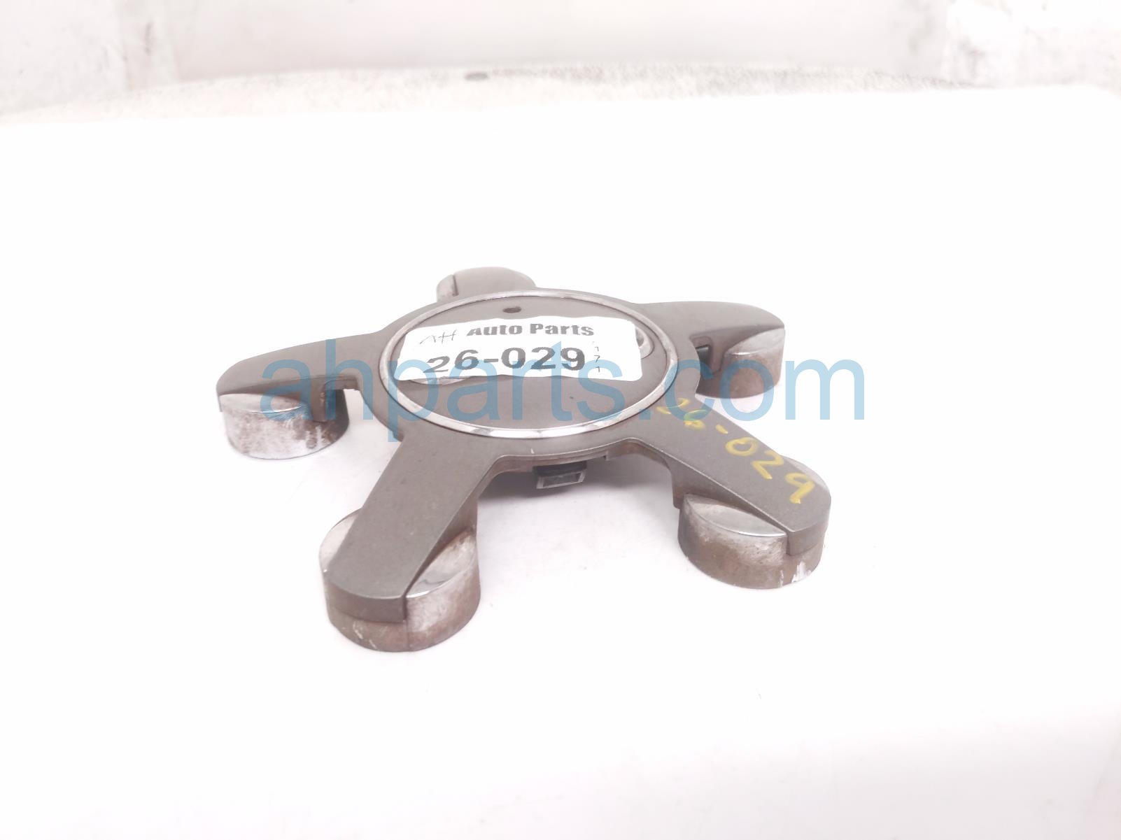 2014 Audi A6 Audi Wheel Center Cap 4F0 601 165 N Replacement 2014 Audi A6 Audi Wheel Center Cap 4F0 601 165 N Replacement thumbnail