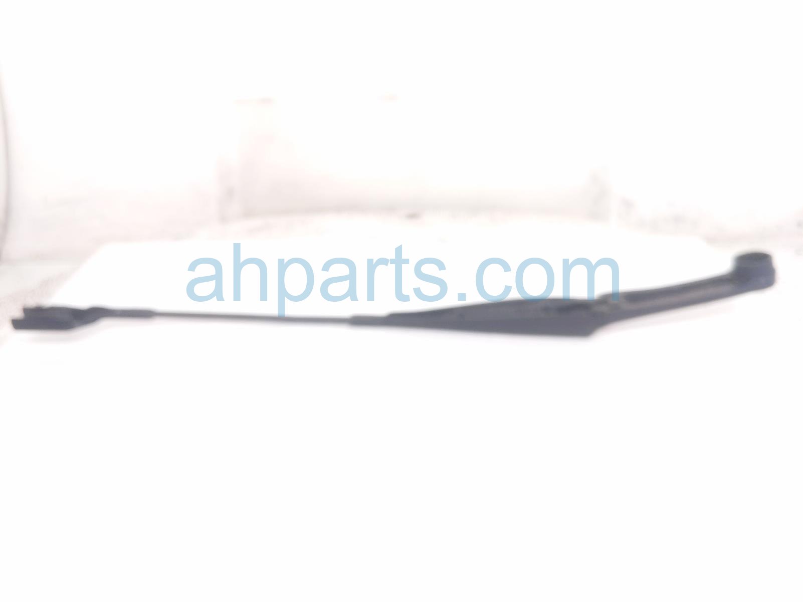 2018 Jeep Renegade Passenger Windshield Wiper Arm 68256583AA Replacement 2018 Jeep Renegade Passenger Windshield Wiper Arm 68256583AA Replacement thumbnail