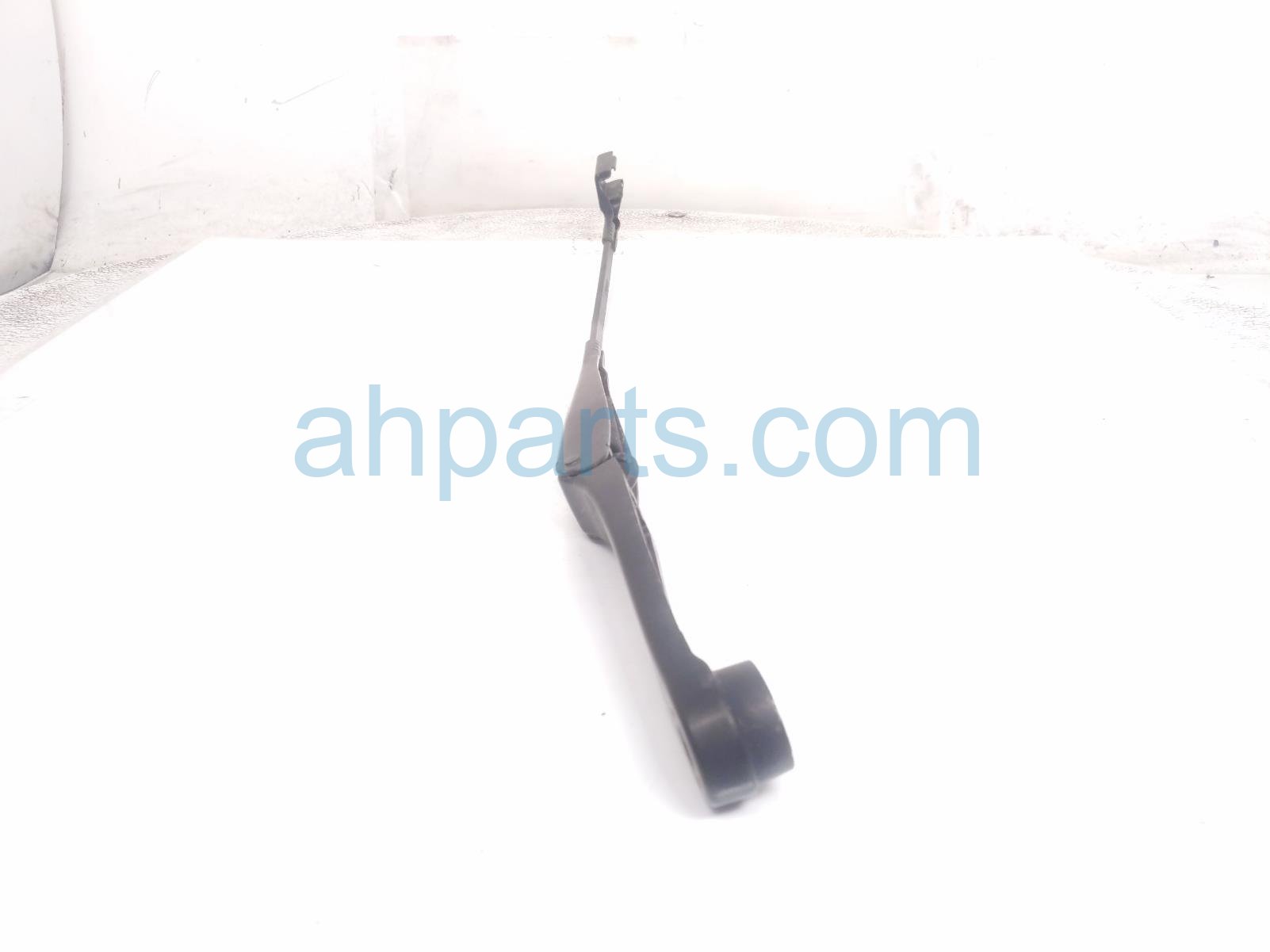 2018 Jeep Renegade Passenger Windshield Wiper Arm 68256583AA Replacement 2018 Jeep Renegade Passenger Windshield Wiper Arm 68256583AA Replacement thumbnail