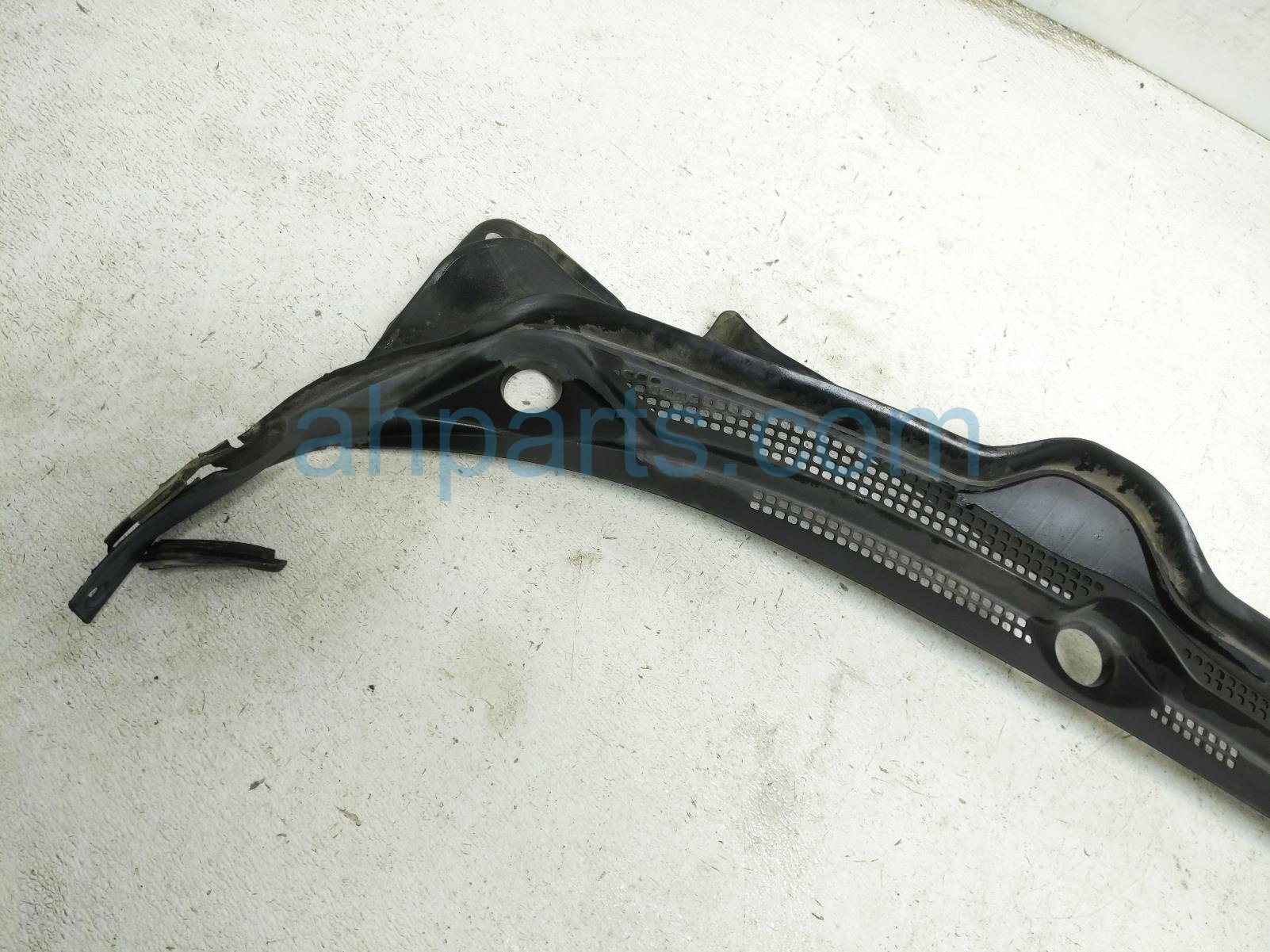 2017 Honda Civic Cover Windshield Cowl Grille Panel 74200 TBA A01 Replacement 2017 Honda Civic Cover Windshield Cowl Grille Panel 74200 TBA A01 Replacement thumbnail