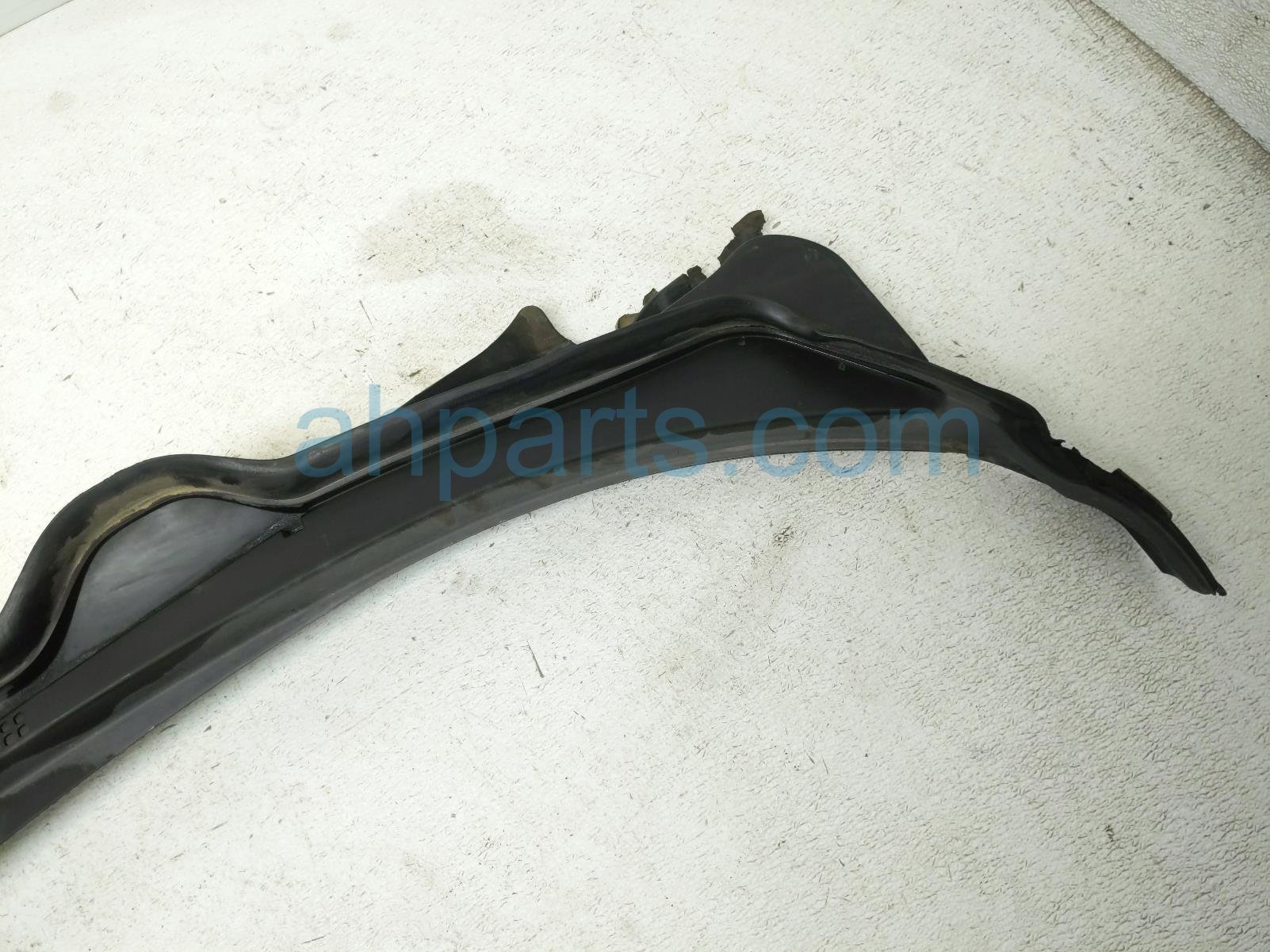 2017 Honda Civic Cover Windshield Cowl Grille Panel 74200 TBA A01 Replacement 2017 Honda Civic Cover Windshield Cowl Grille Panel 74200 TBA A01 Replacement thumbnail