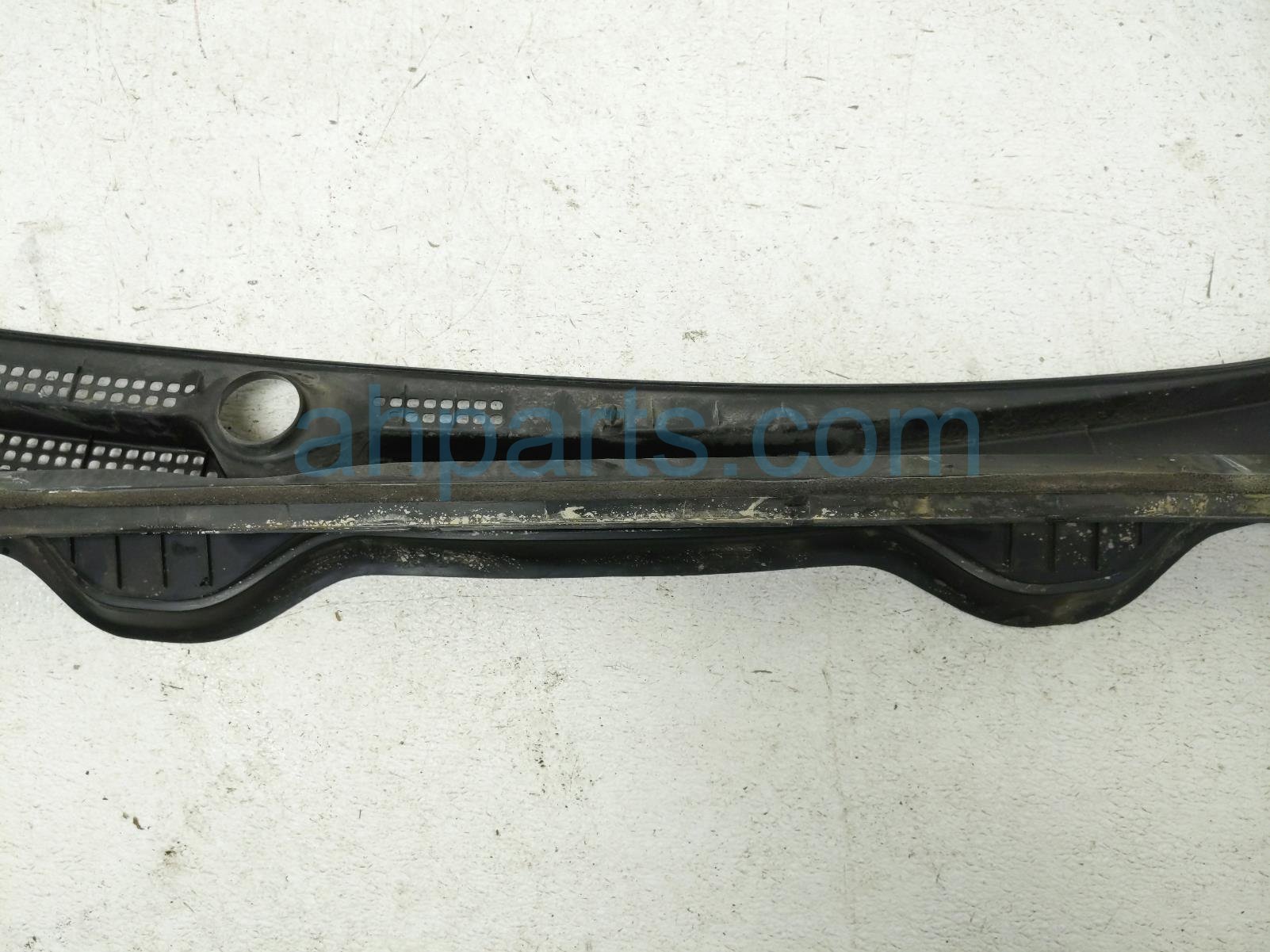 2017 Honda Civic Cover Windshield Cowl Grille Panel 74200 TBA A01 Replacement 2017 Honda Civic Cover Windshield Cowl Grille Panel 74200 TBA A01 Replacement thumbnail