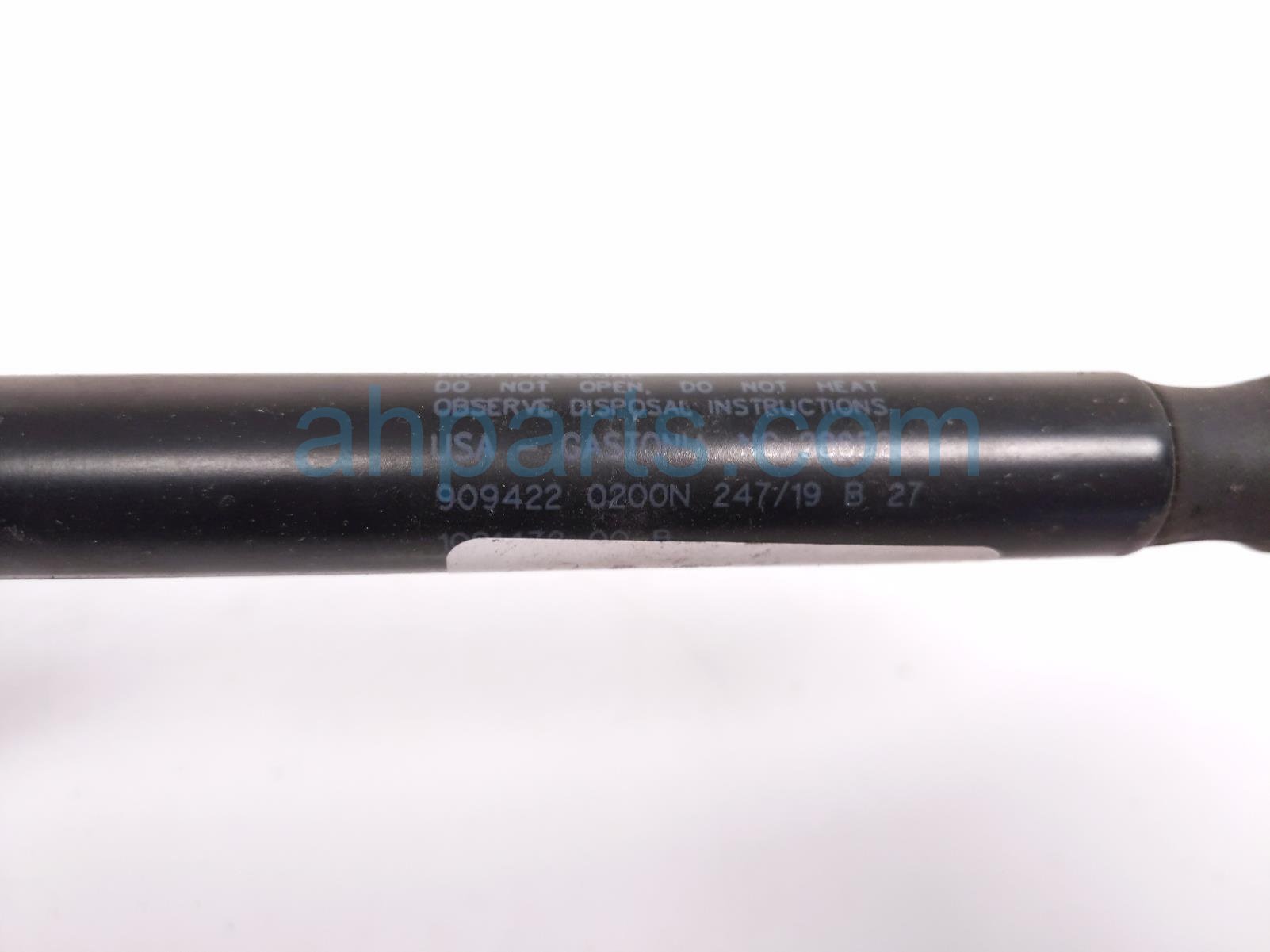 2019 Tesla Tesla 3 Front Driver Hood Strut / Shock 1091472 00 B Replacement 2019 Tesla Tesla 3 Front Driver Hood Strut / Shock 1091472 00 B Replacement thumbnail