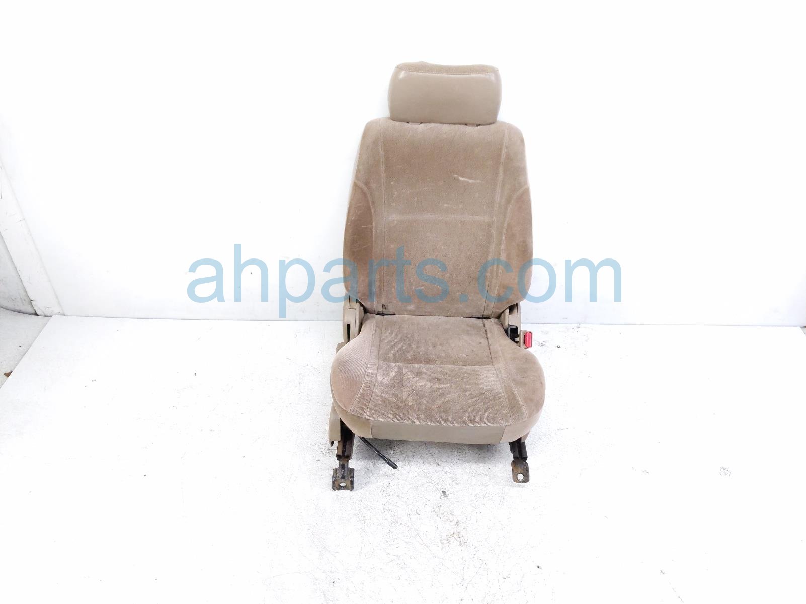 Toyota FR/RH SEAT - TAN - W/ AIRBAG