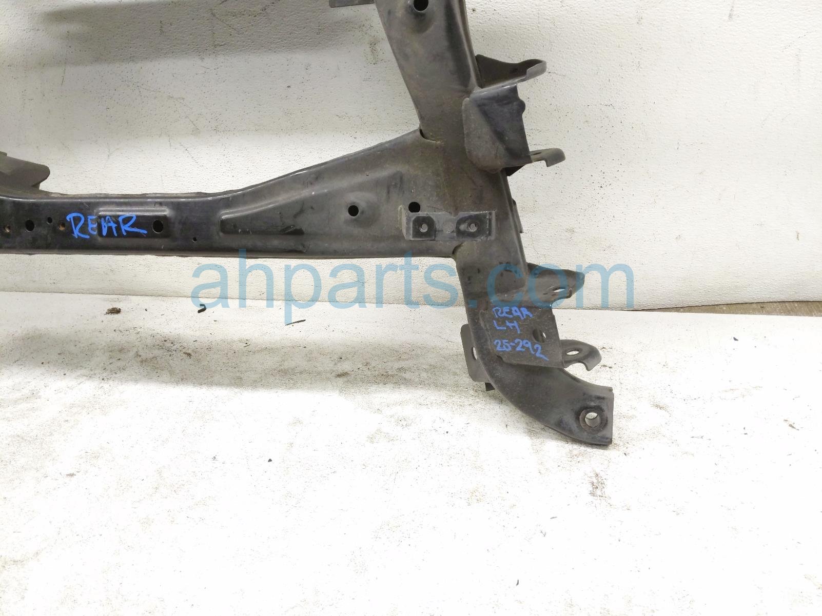 2018 Infiniti Qx80 Crossmember Rear Sub Frame / Cradle 55400 5ZA0A Replacement 2018 Infiniti Qx80 Crossmember Rear Sub Frame / Cradle 55400 5ZA0A Replacement thumbnail