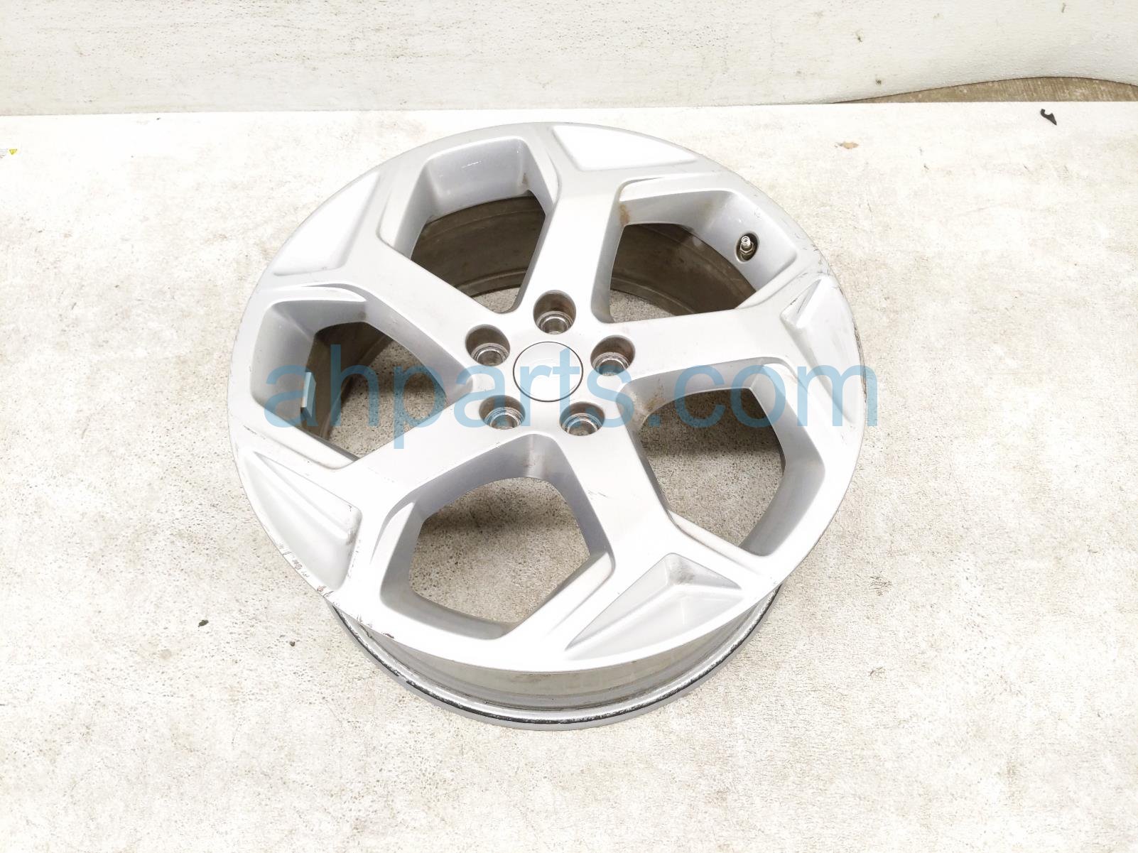 2020 Land Rover Range Rover Sport Front Passenger Wheel / Rim JK62 1007 AA Replacement 2020 Land Rover Range Rover Sport Front Passenger Wheel / Rim JK62 1007 AA Replacement thumbnail