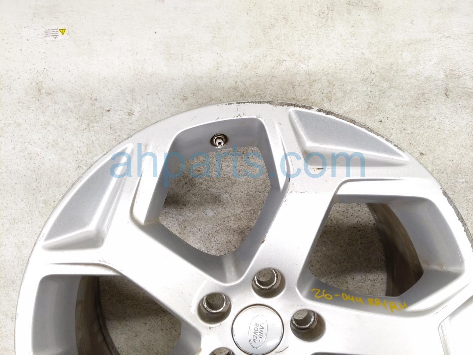 2020 Land Rover Range Rover Sport Rear Passenger Wheel / Rim JK62 1007 AA Replacement 2020 Land Rover Range Rover Sport Rear Passenger Wheel / Rim JK62 1007 AA Replacement thumbnail