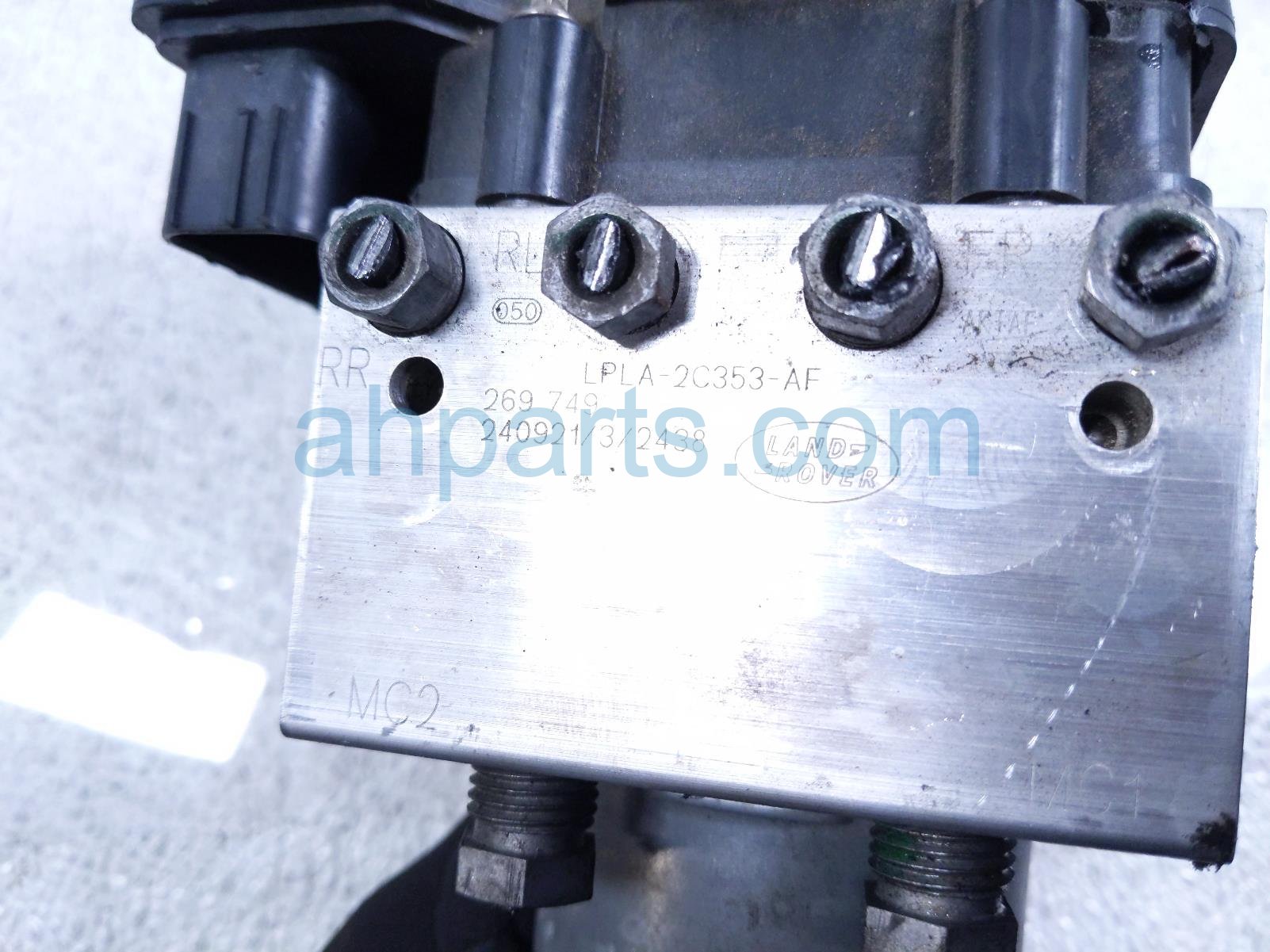 2020 Land Rover Range Rover Sport (anti Lock Brake) Abs/vsa Pump Modulator LPLA 2C353 AF Replacement 2020 Land Rover Range Rover Sport (anti Lock Brake) Abs/vsa Pump Modulator LPLA 2C353 AF Replacement thumbnail