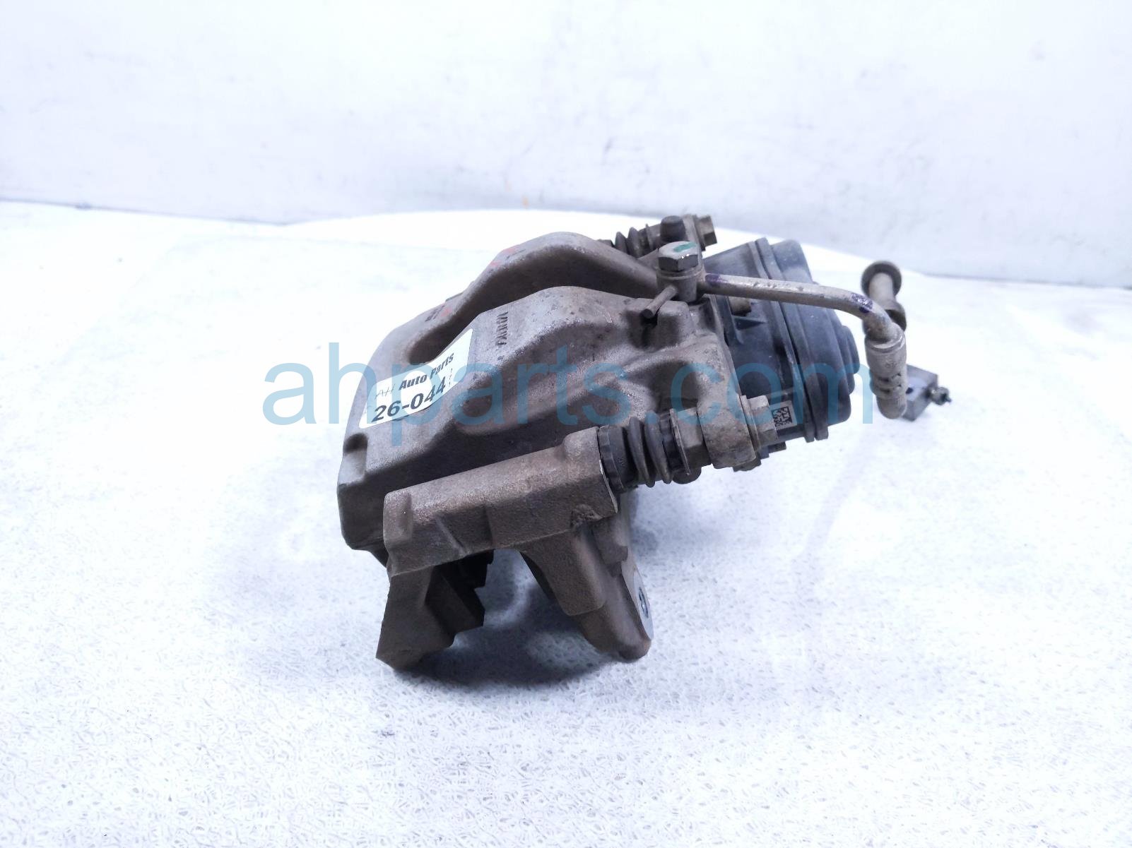 2020 Land Rover Range Rover Sport Rear Driver Brake Caliper JPLA 2K328 AD Replacement 2020 Land Rover Range Rover Sport Rear Driver Brake Caliper JPLA 2K328 AD Replacement thumbnail