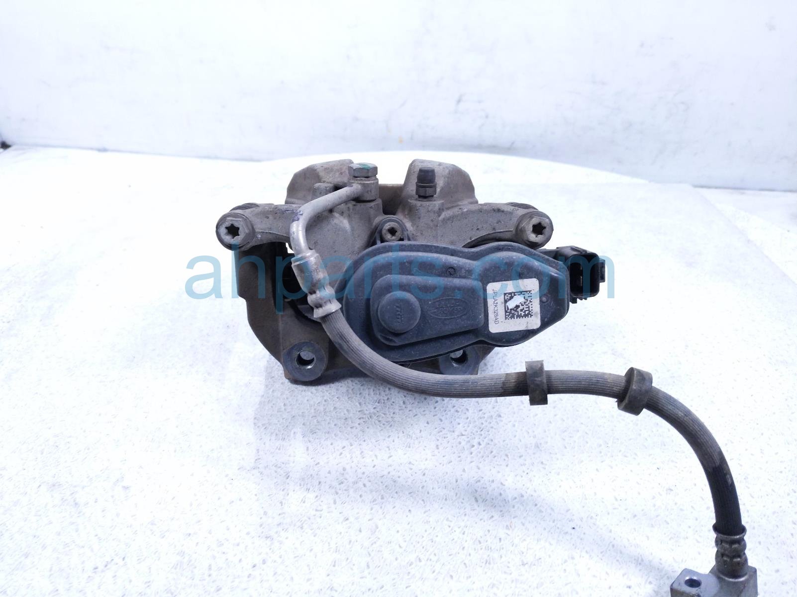 2020 Land Rover Range Rover Sport Rear Driver Brake Caliper JPLA 2K328 AD Replacement 2020 Land Rover Range Rover Sport Rear Driver Brake Caliper JPLA 2K328 AD Replacement thumbnail