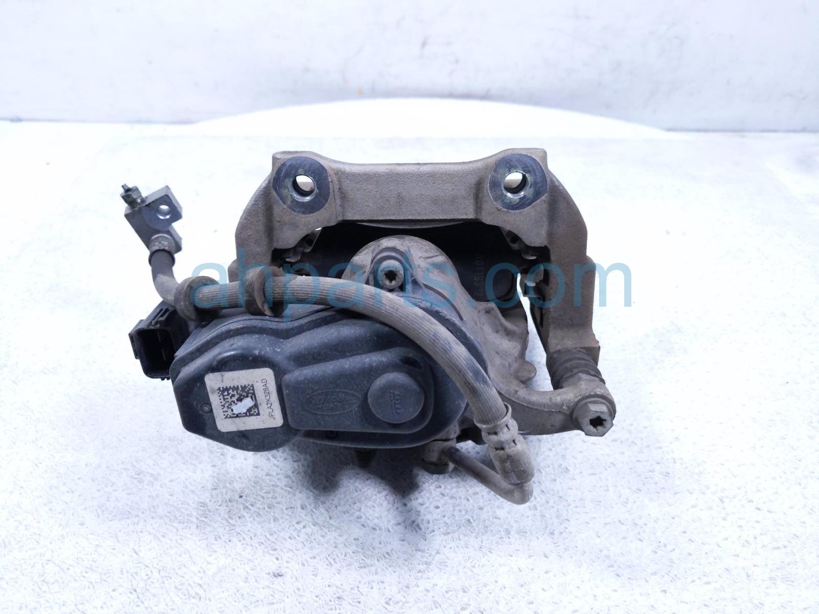 2020 Land Rover Range Rover Sport Rear Driver Brake Caliper JPLA 2K328 AD Replacement 2020 Land Rover Range Rover Sport Rear Driver Brake Caliper JPLA 2K328 AD Replacement thumbnail