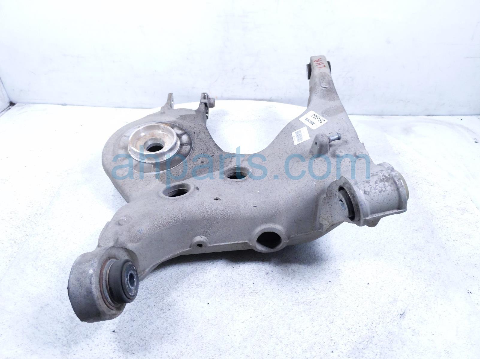 $99 Land Rover RR/LH SPRING SEAT LOWER CONTROL ARM $99 Land Rover RR/LH SPRING SEAT LOWER CONTROL ARM