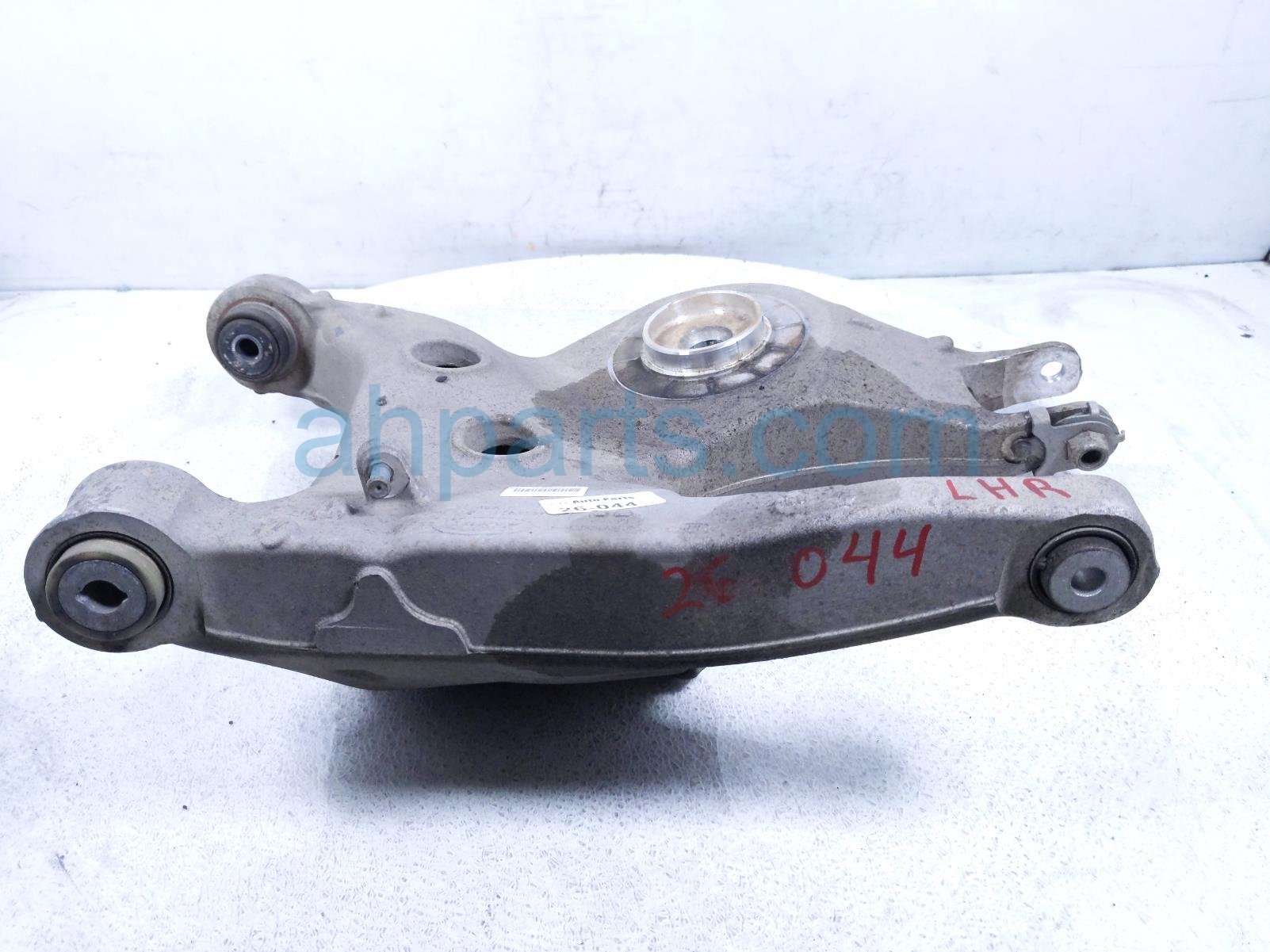2020 Land Rover Range Rover Sport Rear Driver Spring Seat Lower Control Arm JPLA 5B531 BA Replacement 2020 Land Rover Range Rover Sport Rear Driver Spring Seat Lower Control Arm JPLA 5B531 BA Replacement thumbnail