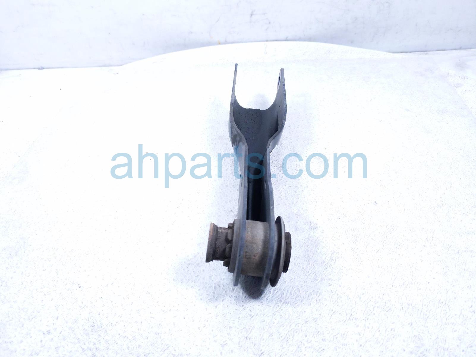 2020 Land Rover Range Rover Sport Rear Driver Trailing Lower Control Arm DPLA 5K976 AF Replacement 2020 Land Rover Range Rover Sport Rear Driver Trailing Lower Control Arm DPLA 5K976 AF Replacement thumbnail
