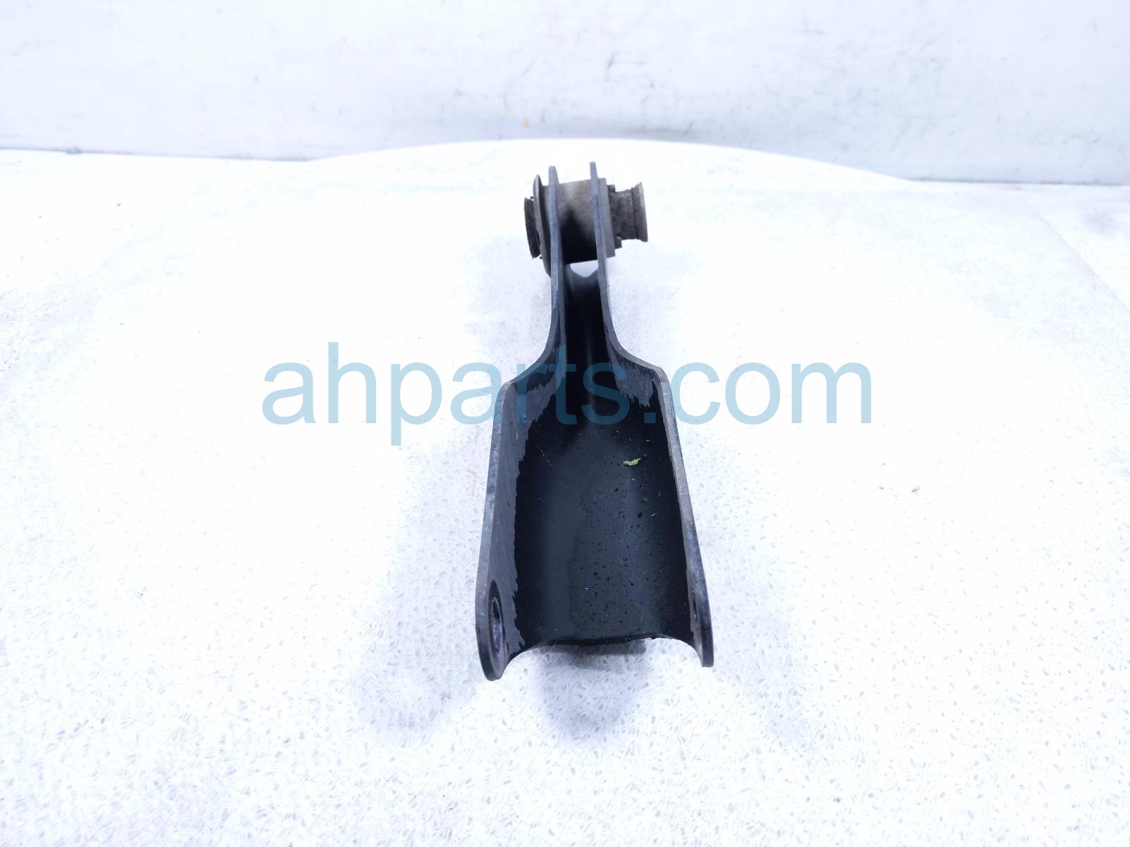 2020 Land Rover Range Rover Sport Rear Driver Trailing Lower Control Arm DPLA 5K976 AF Replacement 2020 Land Rover Range Rover Sport Rear Driver Trailing Lower Control Arm DPLA 5K976 AF Replacement thumbnail
