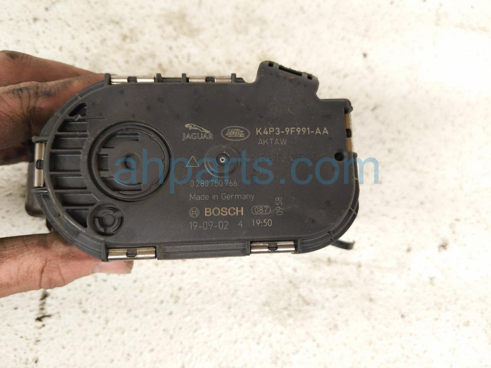 2020 Land Rover Range Rover Sport Throttle Body K4P3 9F991 AA Replacement 2020 Land Rover Range Rover Sport Throttle Body K4P3 9F991 AA Replacement thumbnail