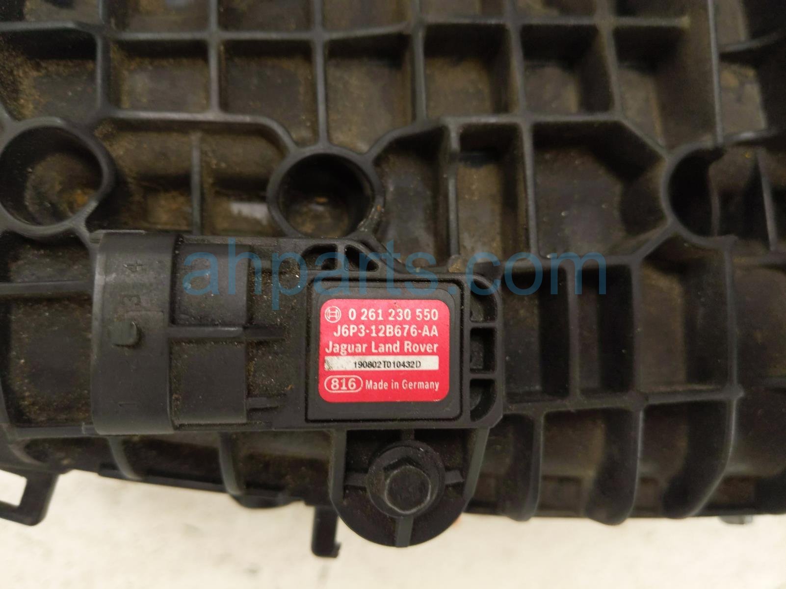 2020 Land Rover Range Rover Sport Intake Manifold LR121255 Replacement 2020 Land Rover Range Rover Sport Intake Manifold LR121255 Replacement thumbnail
