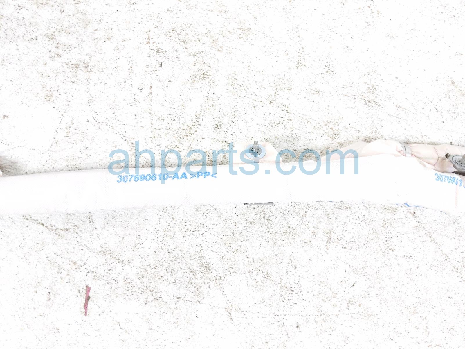 2020 Land Rover Range Rover Sport Passenger Roof Curtain Airbag LR043056 Replacement 2020 Land Rover Range Rover Sport Passenger Roof Curtain Airbag LR043056 Replacement thumbnail