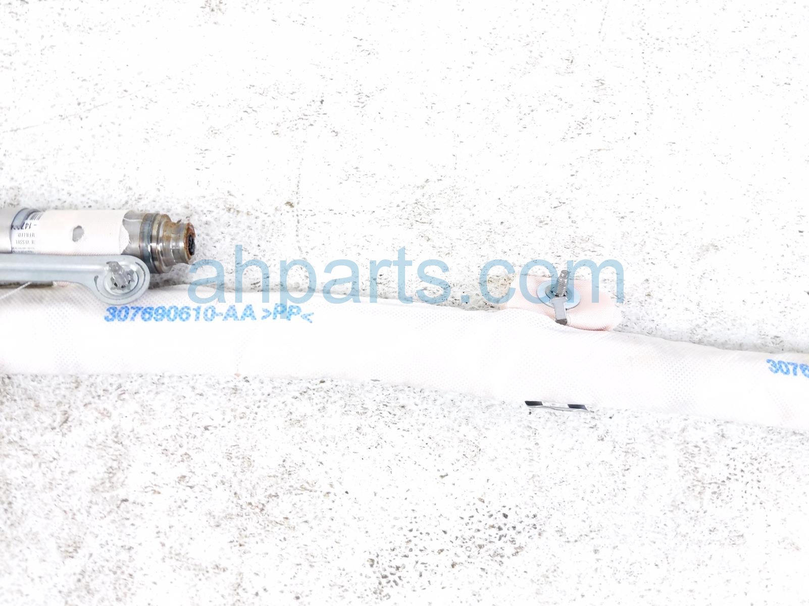 2020 Land Rover Range Rover Sport Passenger Roof Curtain Airbag LR043056 Replacement 2020 Land Rover Range Rover Sport Passenger Roof Curtain Airbag LR043056 Replacement thumbnail