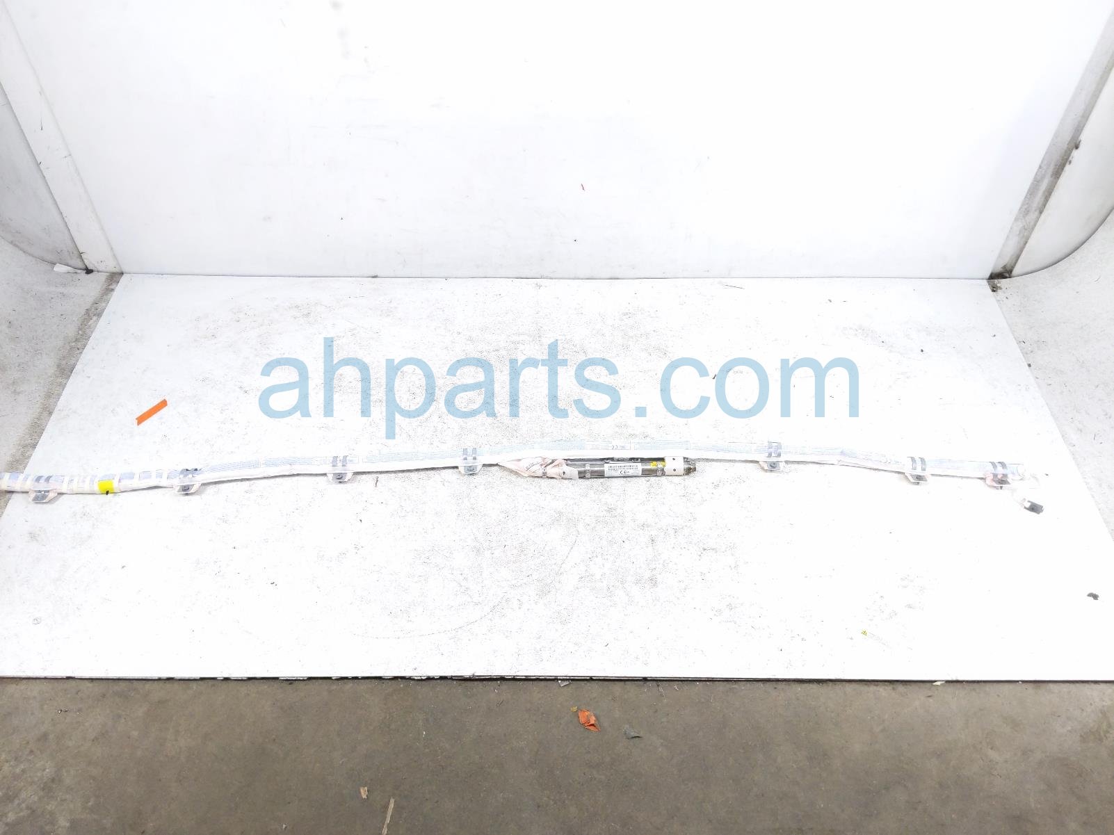 2020 Land Rover Range Rover Sport Passenger Roof Curtain Airbag LR043056 Replacement 2020 Land Rover Range Rover Sport Passenger Roof Curtain Airbag LR043056 Replacement thumbnail