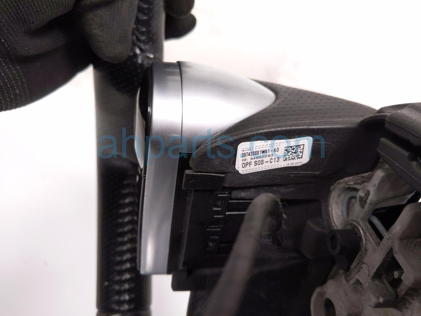 2020 Land Rover Range Rover Sport Steering Wheel Black Hse LR043061 Replacement 2020 Land Rover Range Rover Sport Steering Wheel Black Hse LR043061 Replacement thumbnail