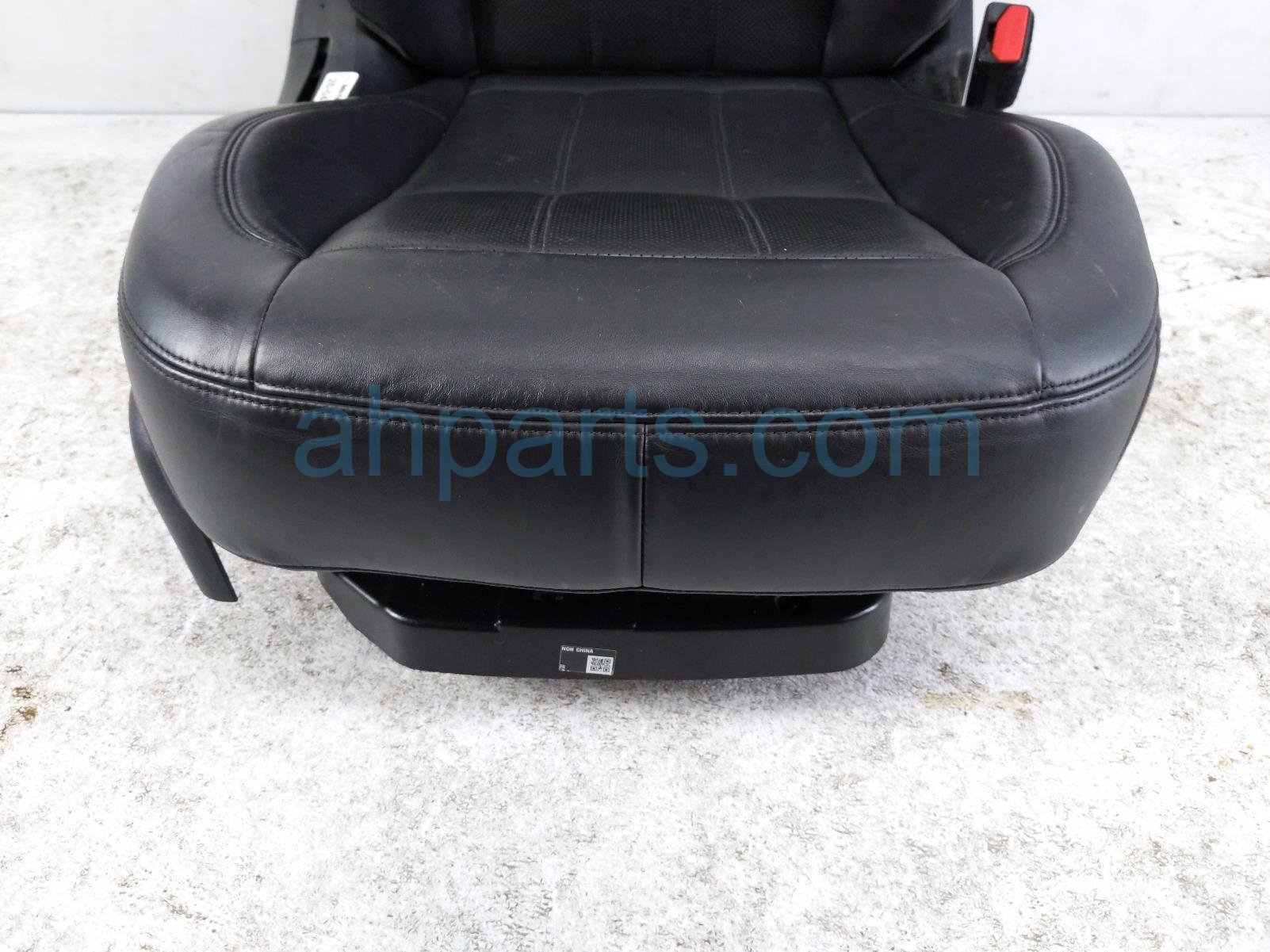 2020 Land Rover Range Rover Sport Front Passenger Seat Black W/ Airbag LR118738 Replacement 2020 Land Rover Range Rover Sport Front Passenger Seat Black W/ Airbag LR118738 Replacement thumbnail