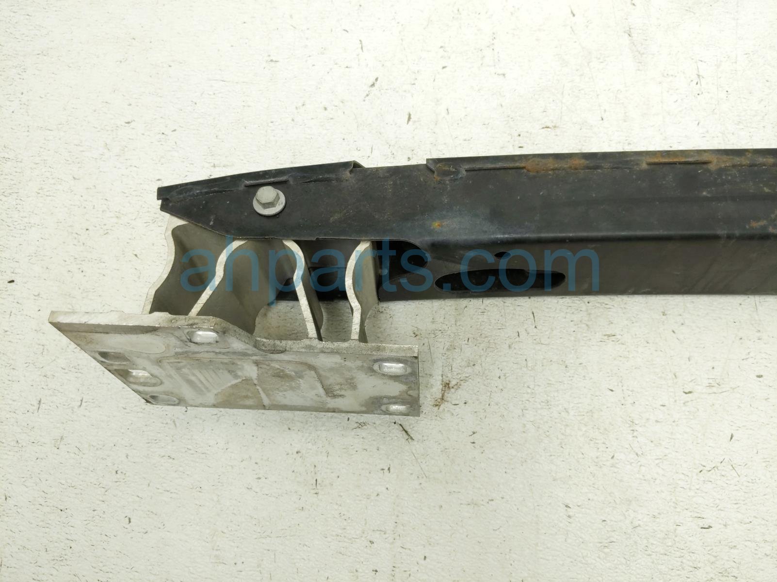 2020 Land Rover Range Rover Sport Beam Rear Bumper Reinforcement Bar DK62 17B892 AG Replacement 2020 Land Rover Range Rover Sport Beam Rear Bumper Reinforcement Bar DK62 17B892 AG Replacement thumbnail