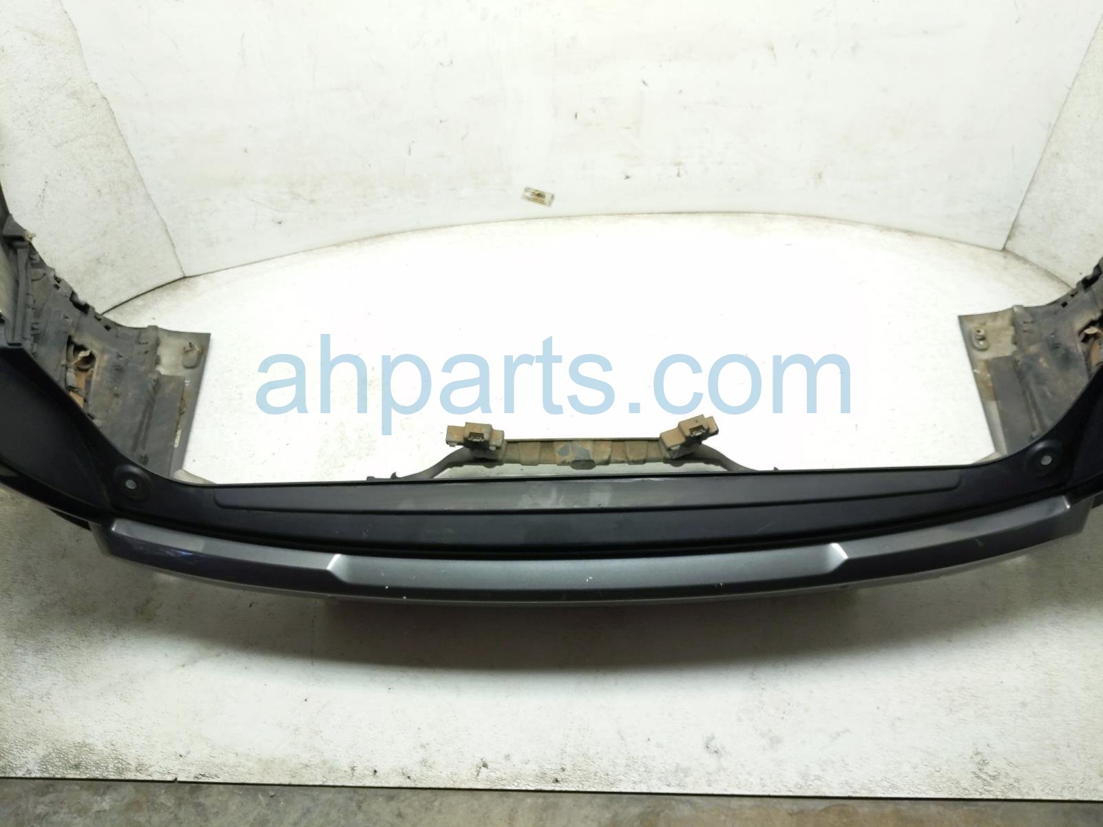 2020 Land Rover Range Rover Sport Rear Bumper Cover Black* LR098889 Replacement 2020 Land Rover Range Rover Sport Rear Bumper Cover Black* LR098889 Replacement thumbnail