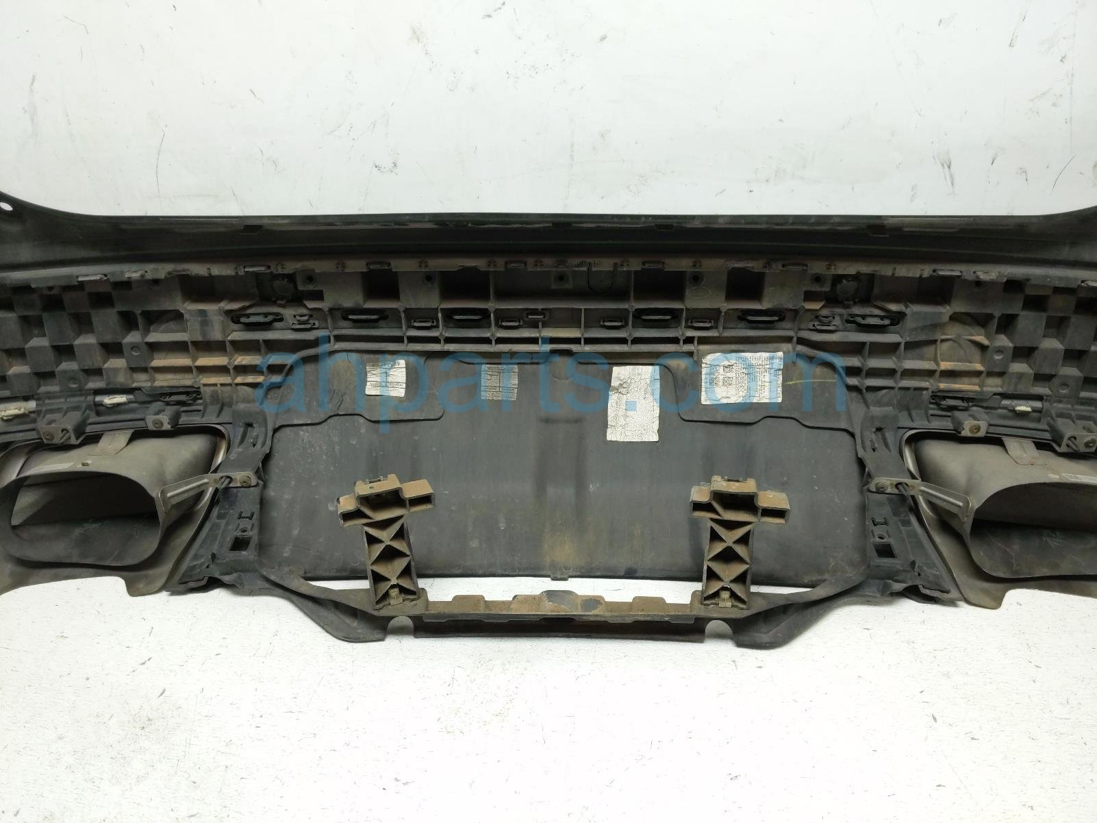 2020 Land Rover Range Rover Sport Rear Bumper Cover Black* LR098889 Replacement 2020 Land Rover Range Rover Sport Rear Bumper Cover Black* LR098889 Replacement thumbnail