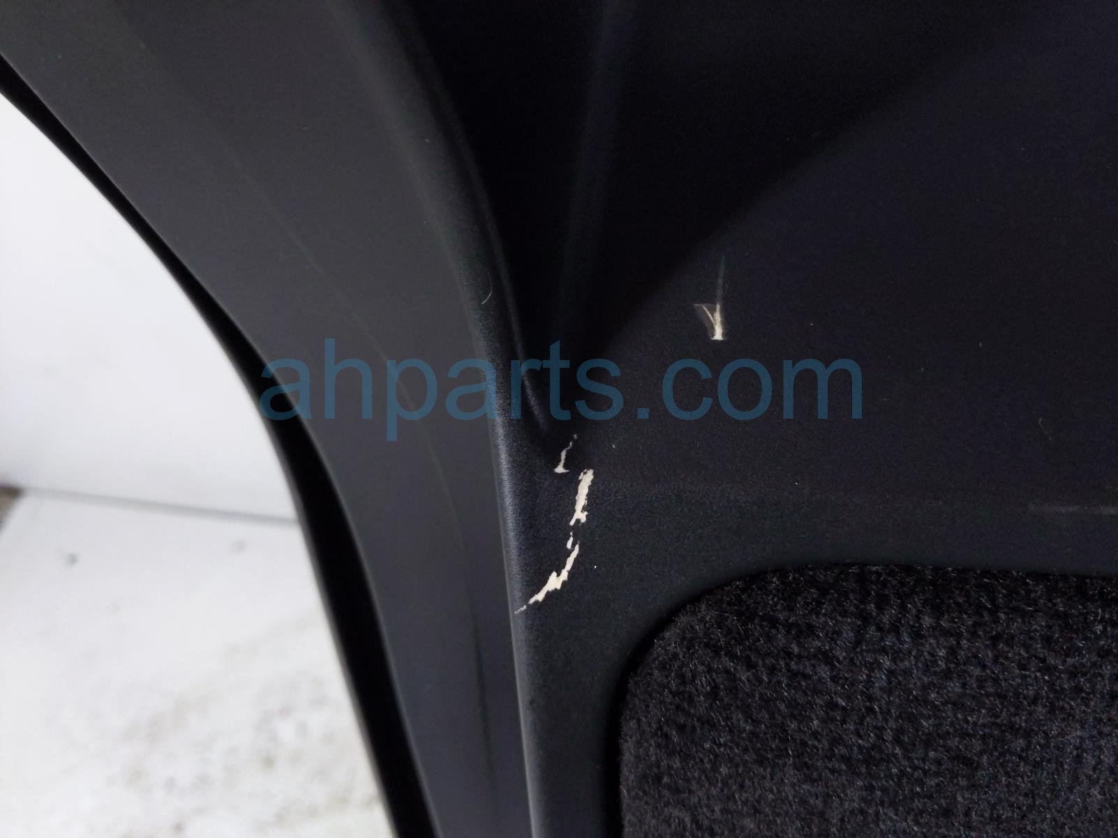 2020 Land Rover Range Rover Sport Deck Trunk Lid Lift Gate / Tail Gate Black LR181165 Replacement 2020 Land Rover Range Rover Sport Deck Trunk Lid Lift Gate / Tail Gate Black LR181165 Replacement thumbnail