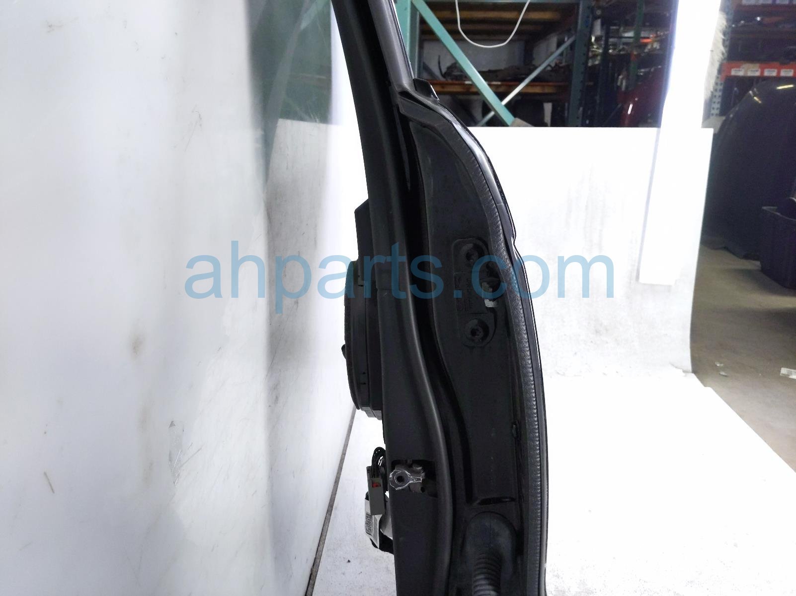 2020 Land Rover Range Rover Sport Rear Driver Door Black No Inside Trim LR044229 Replacement 2020 Land Rover Range Rover Sport Rear Driver Door Black No Inside Trim LR044229 Replacement thumbnail