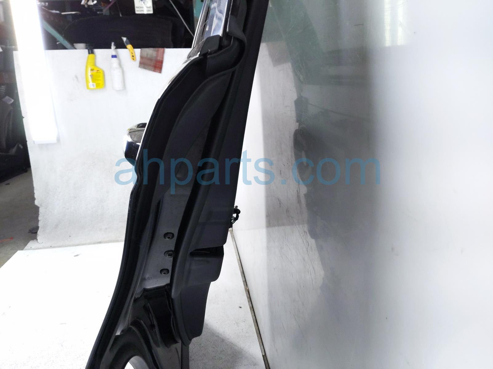 2020 Land Rover Range Rover Sport Rear Driver Door Black No Inside Trim LR044229 Replacement 2020 Land Rover Range Rover Sport Rear Driver Door Black No Inside Trim LR044229 Replacement thumbnail