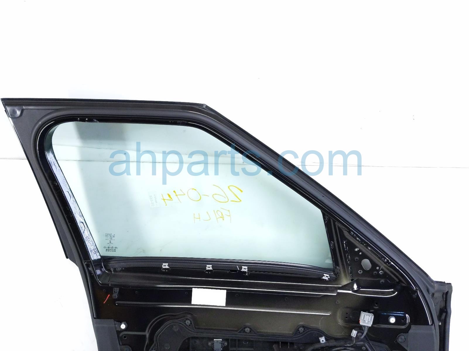 2020 Land Rover Range Rover Sport Front Driver Door Black No Mirror/trim LR044227 Replacement 2020 Land Rover Range Rover Sport Front Driver Door Black No Mirror/trim LR044227 Replacement thumbnail