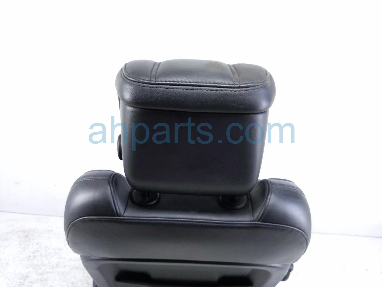 2020 Land Rover Range Rover Sport Front Driver Seat Black W/ Airbag LR118738 Replacement 2020 Land Rover Range Rover Sport Front Driver Seat Black W/ Airbag LR118738 Replacement thumbnail