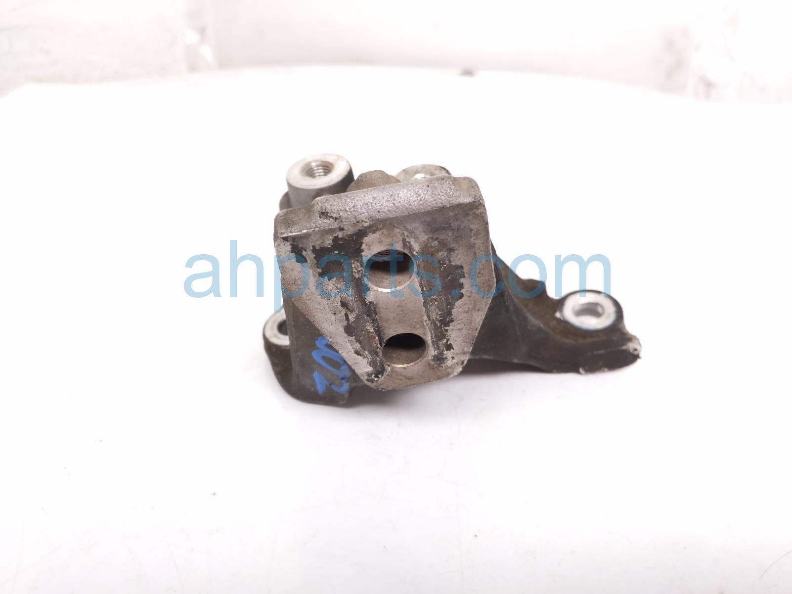 2015 Acura TLX Engine/motor Passenger Engine Mount Bracket 3.5l Fwd 50290 T2F A01 Replacement 2015 Acura TLX Engine/motor Passenger Engine Mount Bracket 3.5l Fwd 50290 T2F A01 Replacement thumbnail