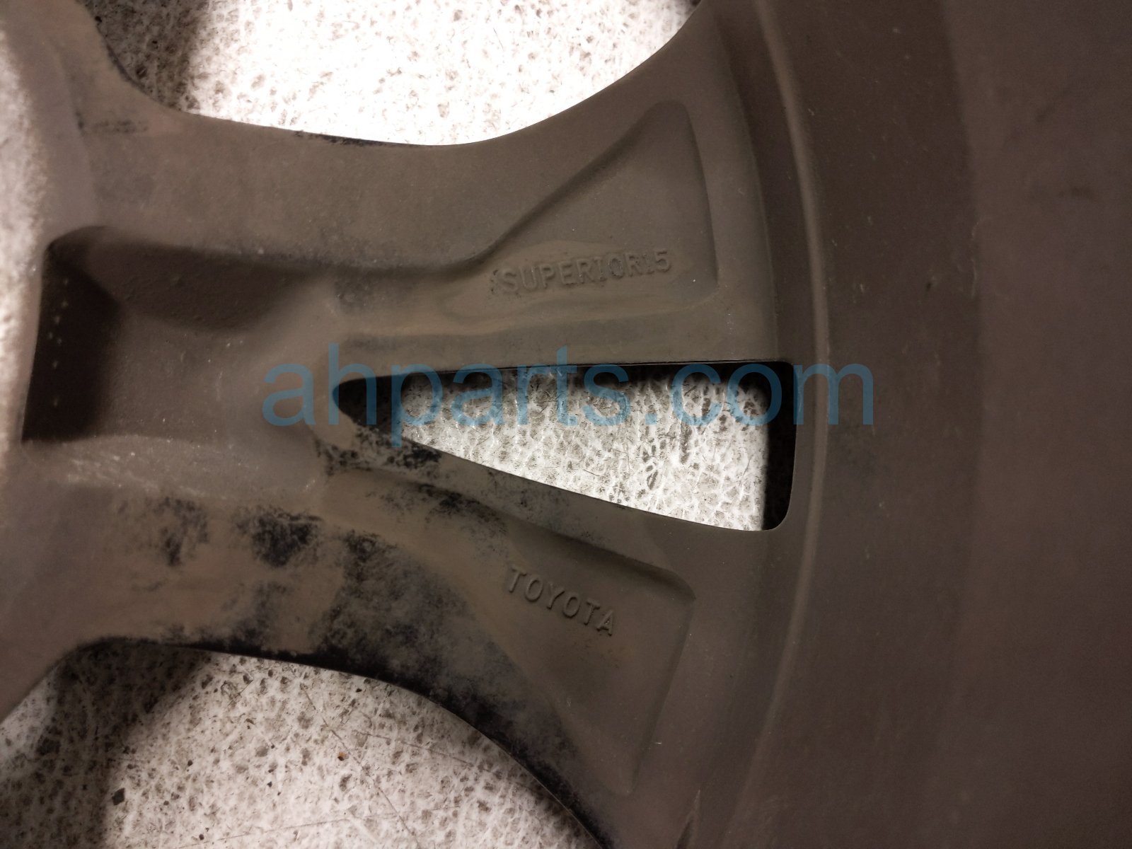 2019 Toyota Highlander Front Passenger Wheel / Rim 42611 0E440 Replacement 2019 Toyota Highlander Front Passenger Wheel / Rim 42611 0E440 Replacement thumbnail