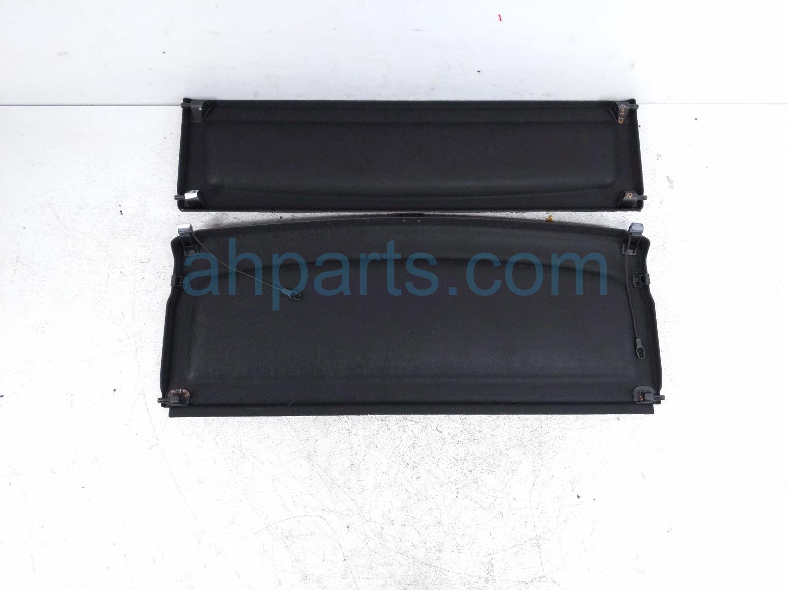 2021 BMW X1 Rear Cargo Tonneau Cover Blk 51 46 7 378 621 Replacement 2021 BMW X1 Rear Cargo Tonneau Cover Blk 51 46 7 378 621 Replacement thumbnail