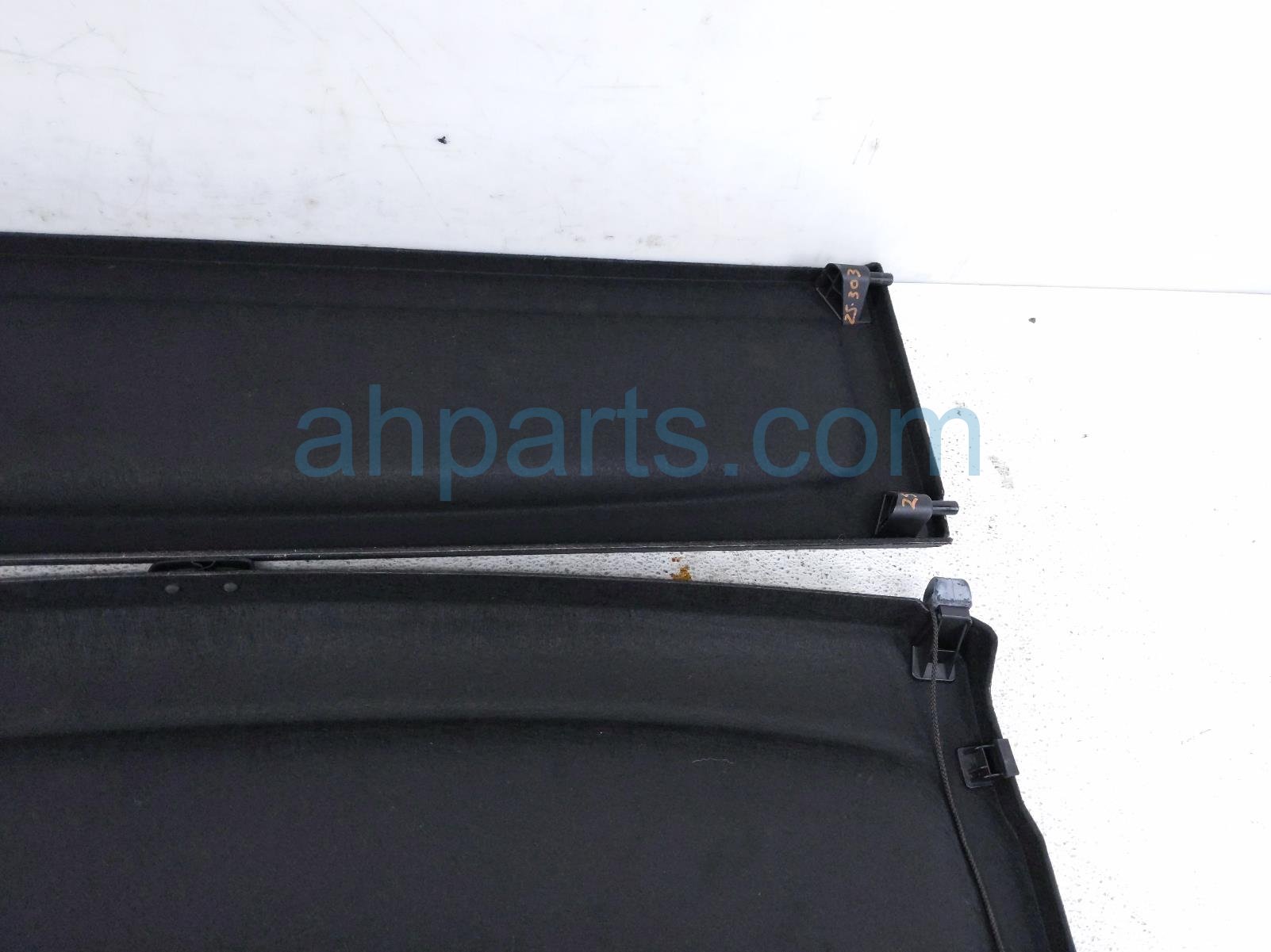 2021 BMW X1 Rear Cargo Tonneau Cover Blk 51 46 7 378 621 Replacement 2021 BMW X1 Rear Cargo Tonneau Cover Blk 51 46 7 378 621 Replacement thumbnail