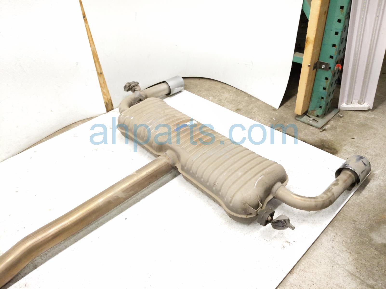 2021 BMW X1 Rear Exhaust Muffler W/res 2.0l Fwd 18 30 8 627 272 Replacement 2021 BMW X1 Rear Exhaust Muffler W/res 2.0l Fwd 18 30 8 627 272 Replacement thumbnail