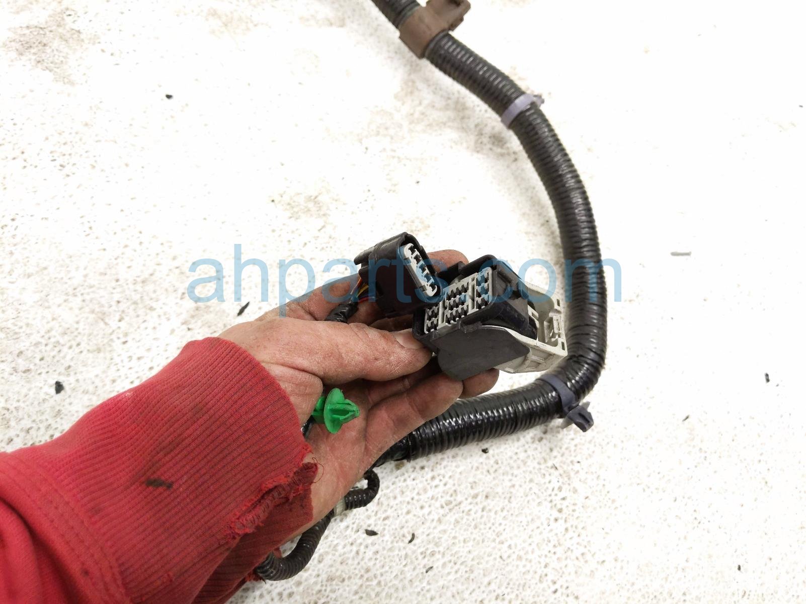 2012 Honda Accord Main Engine Wire Harness 2.4l At 32110 R41 L53 Replacement 2012 Honda Accord Main Engine Wire Harness 2.4l At 32110 R41 L53 Replacement thumbnail