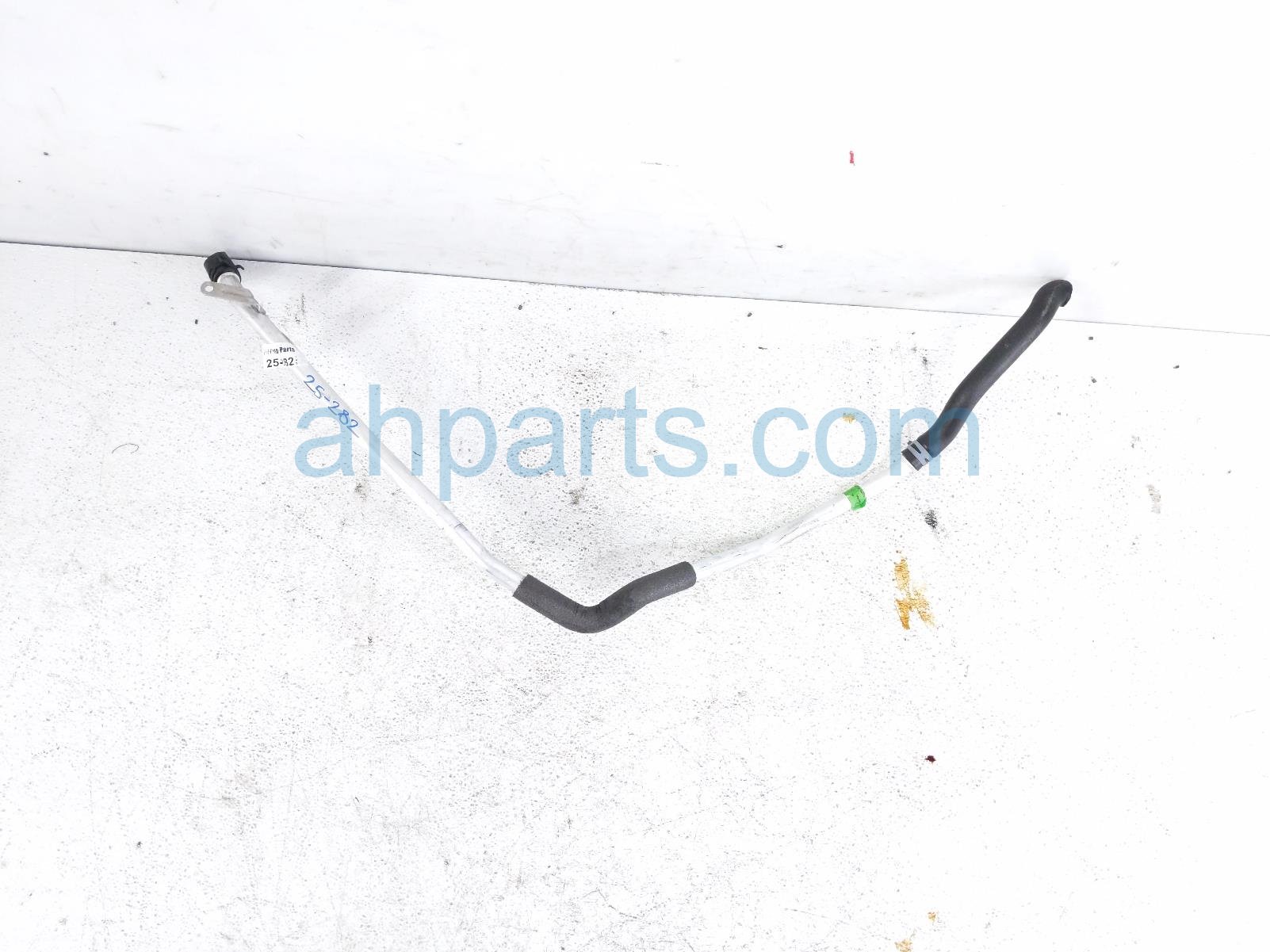 2015 Mercedes Glk350 Ac Pipe A/c Line Hose Assy 3.5l Awd 204 830 02 96 Replacement 2015 Mercedes Glk350 Ac Pipe A/c Line Hose Assy 3.5l Awd 204 830 02 96 Replacement thumbnail