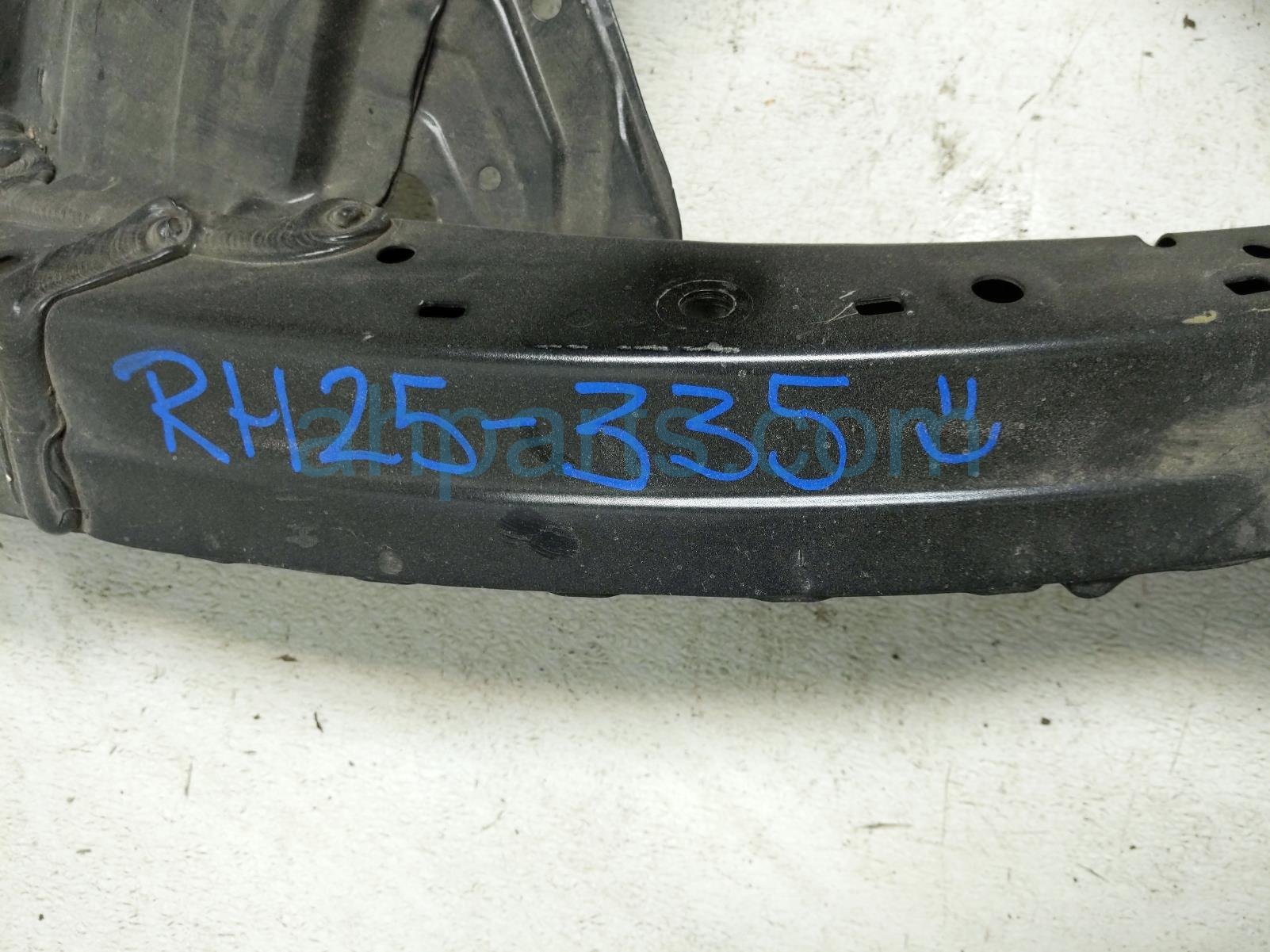 2020 Acura RDX Passenger Frame Rail Apron Cut Black 60650 TJB 305ZZ Replacement 2020 Acura RDX Passenger Frame Rail Apron Cut Black 60650 TJB 305ZZ Replacement thumbnail