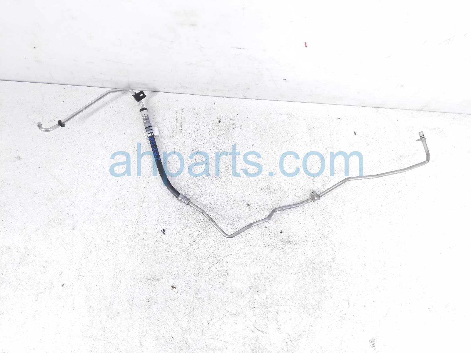 2015 Mercedes Glk350 Driver Oil Line 3.5l 204 270 13 27 Replacement 2015 Mercedes Glk350 Driver Oil Line 3.5l 204 270 13 27 Replacement thumbnail