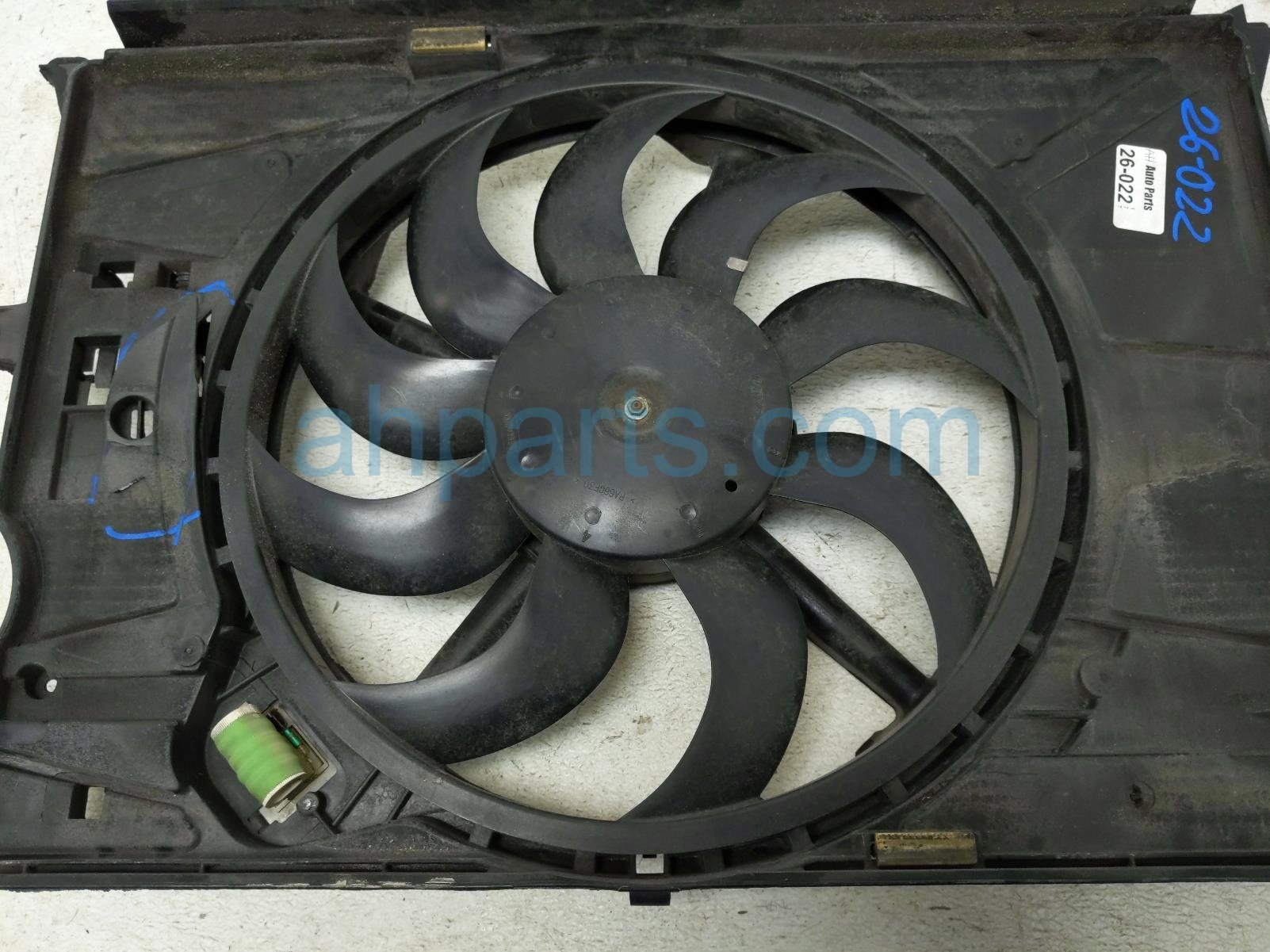 2018 Jeep Renegade Cooling Radiator Fan Assembly 68552139AA Replacement 2018 Jeep Renegade Cooling Radiator Fan Assembly 68552139AA Replacement thumbnail